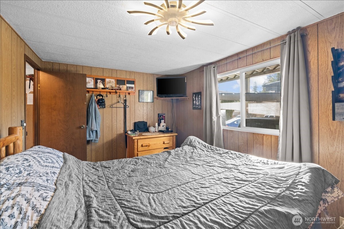 14322 Admiralty Way 9 Property Photo 14