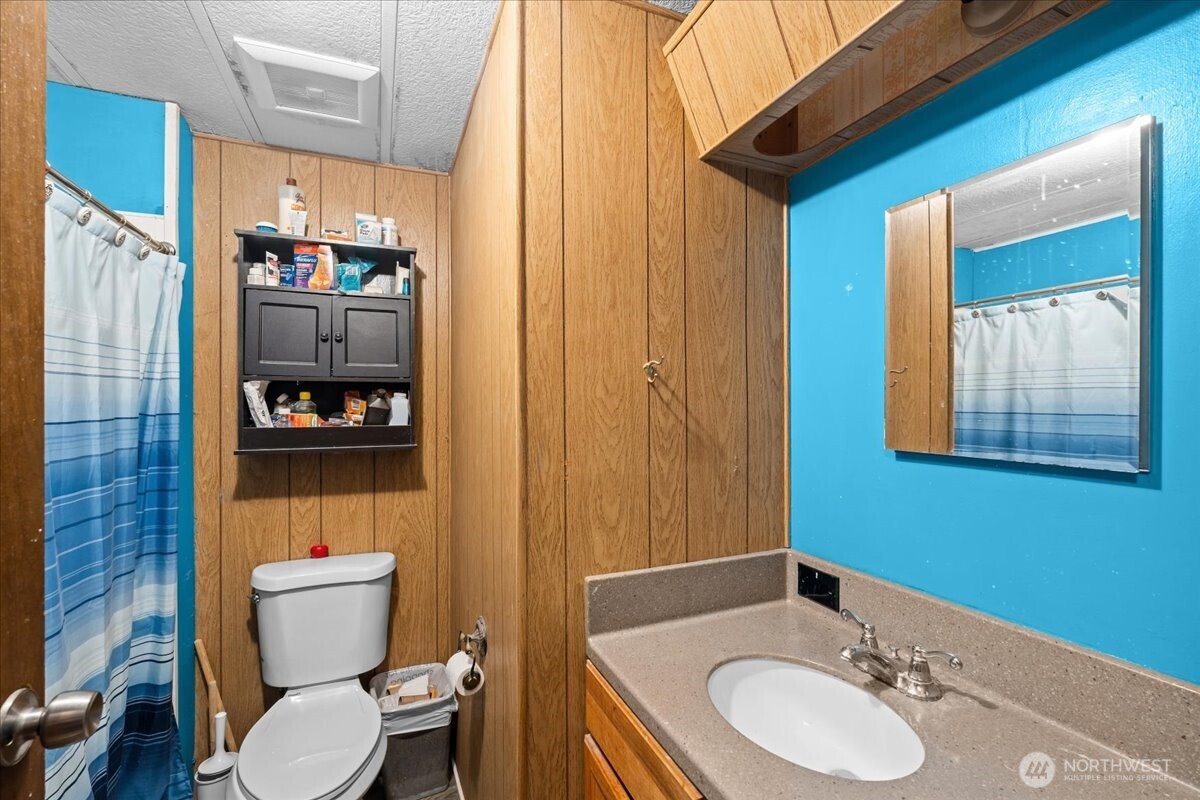 14322 Admiralty Way 9 Property Photo 17