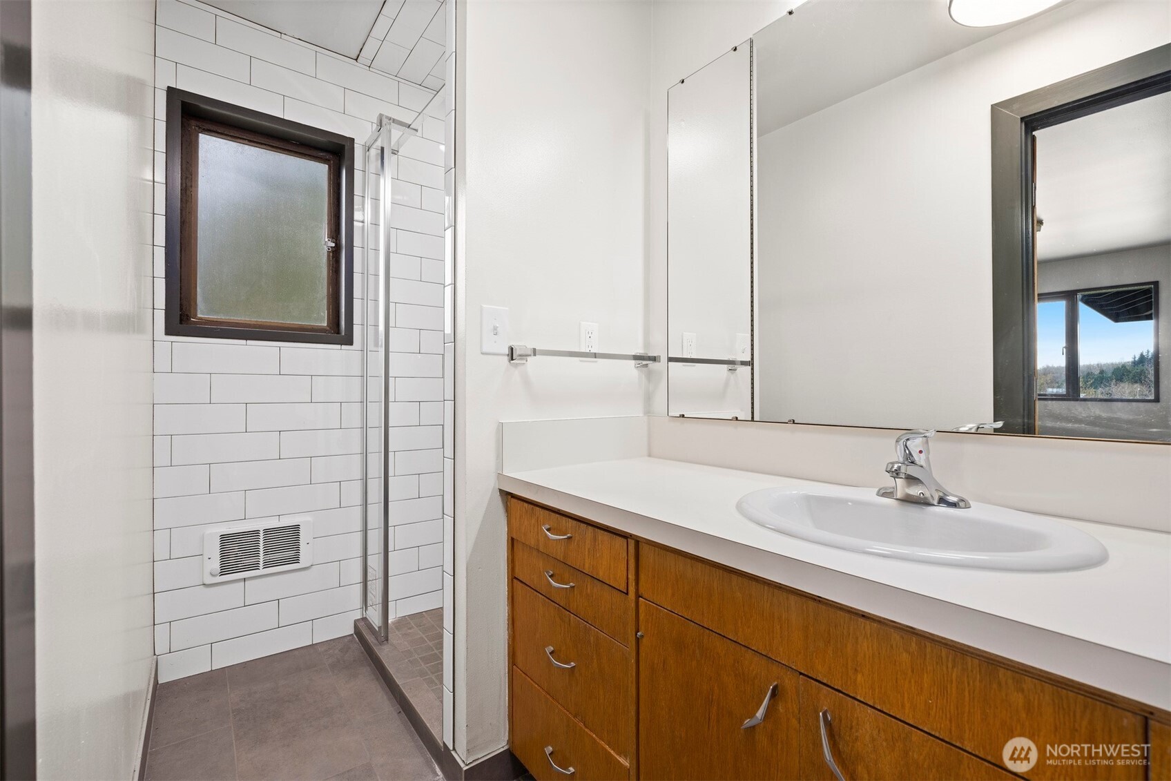 18928 Bow Hill Road Property Photo 18