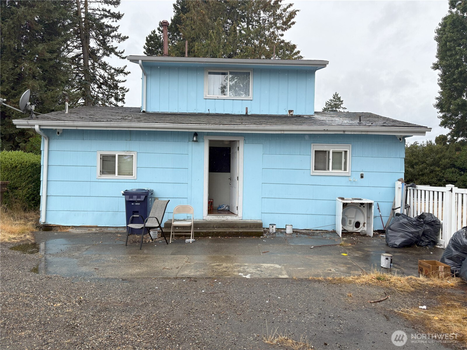 3011 S Warner Street Property Photo 1
