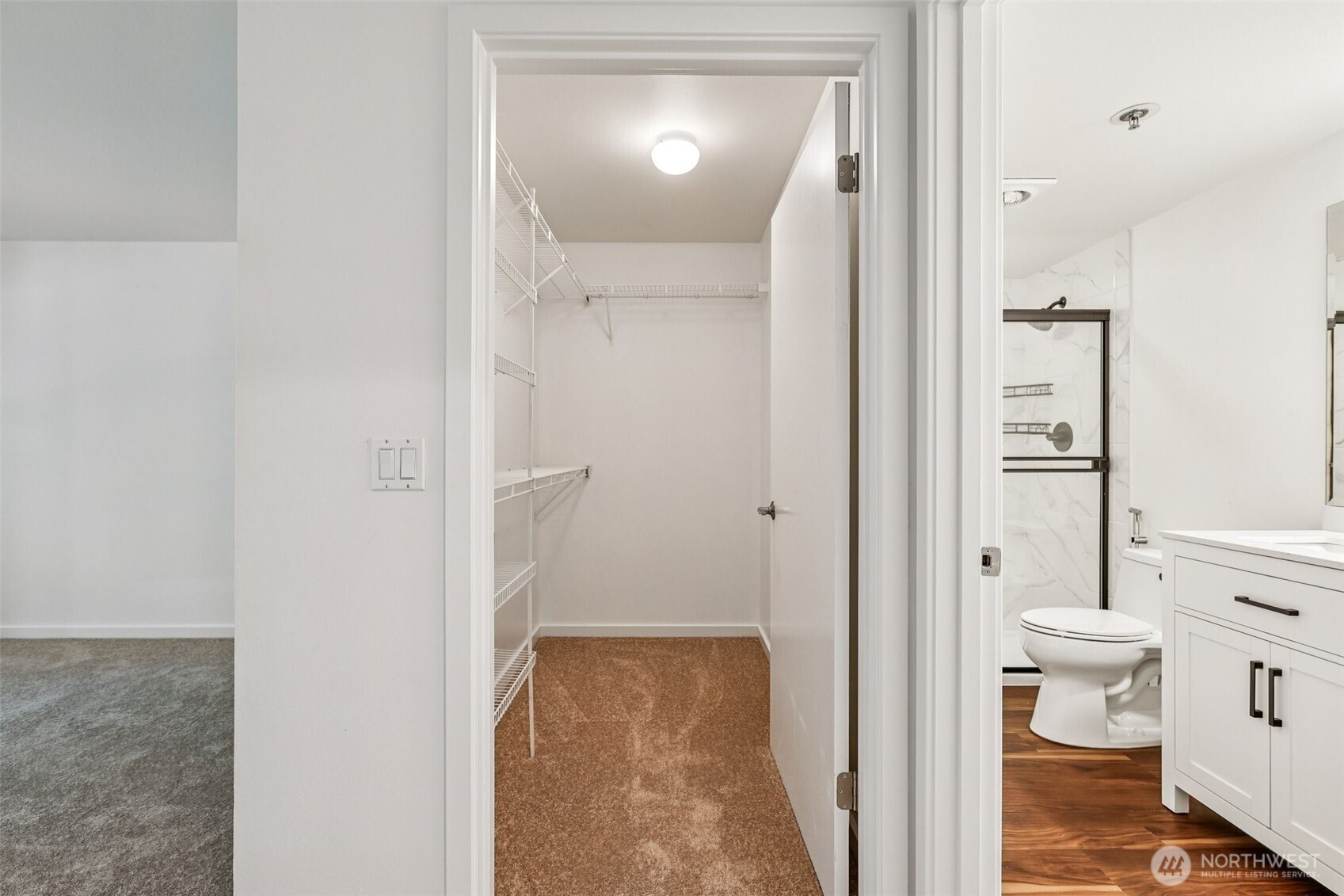1425 Dexter Avenue 611 Property Photo 16