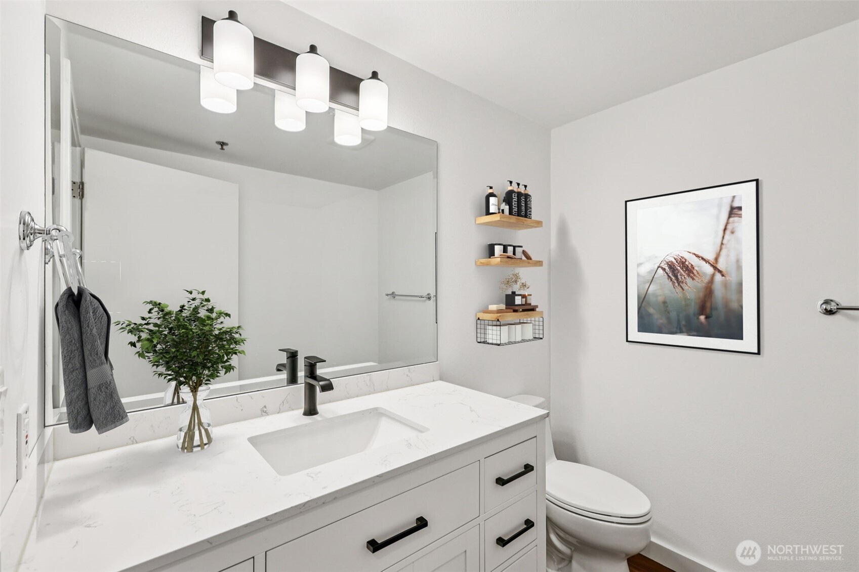 1425 Dexter Avenue 611 Property Photo 24