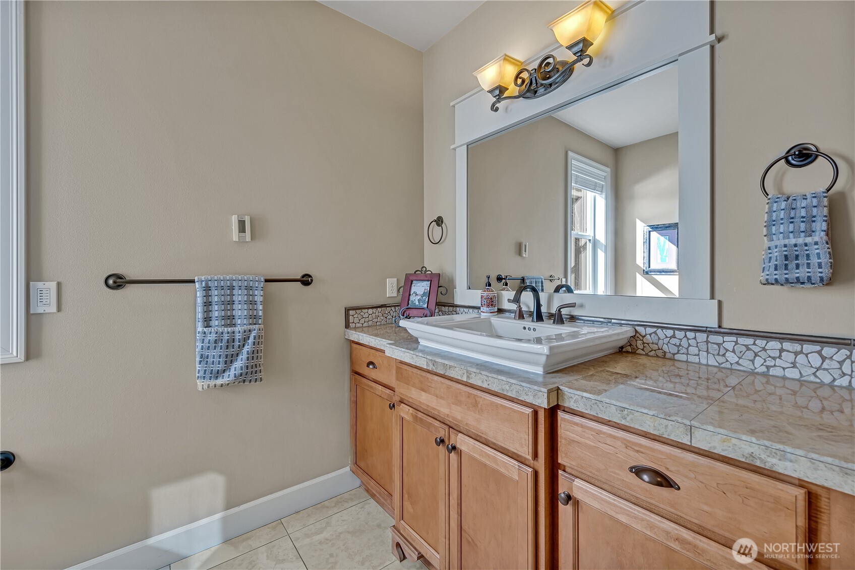 21256 39th Street Ct Property Photo 25