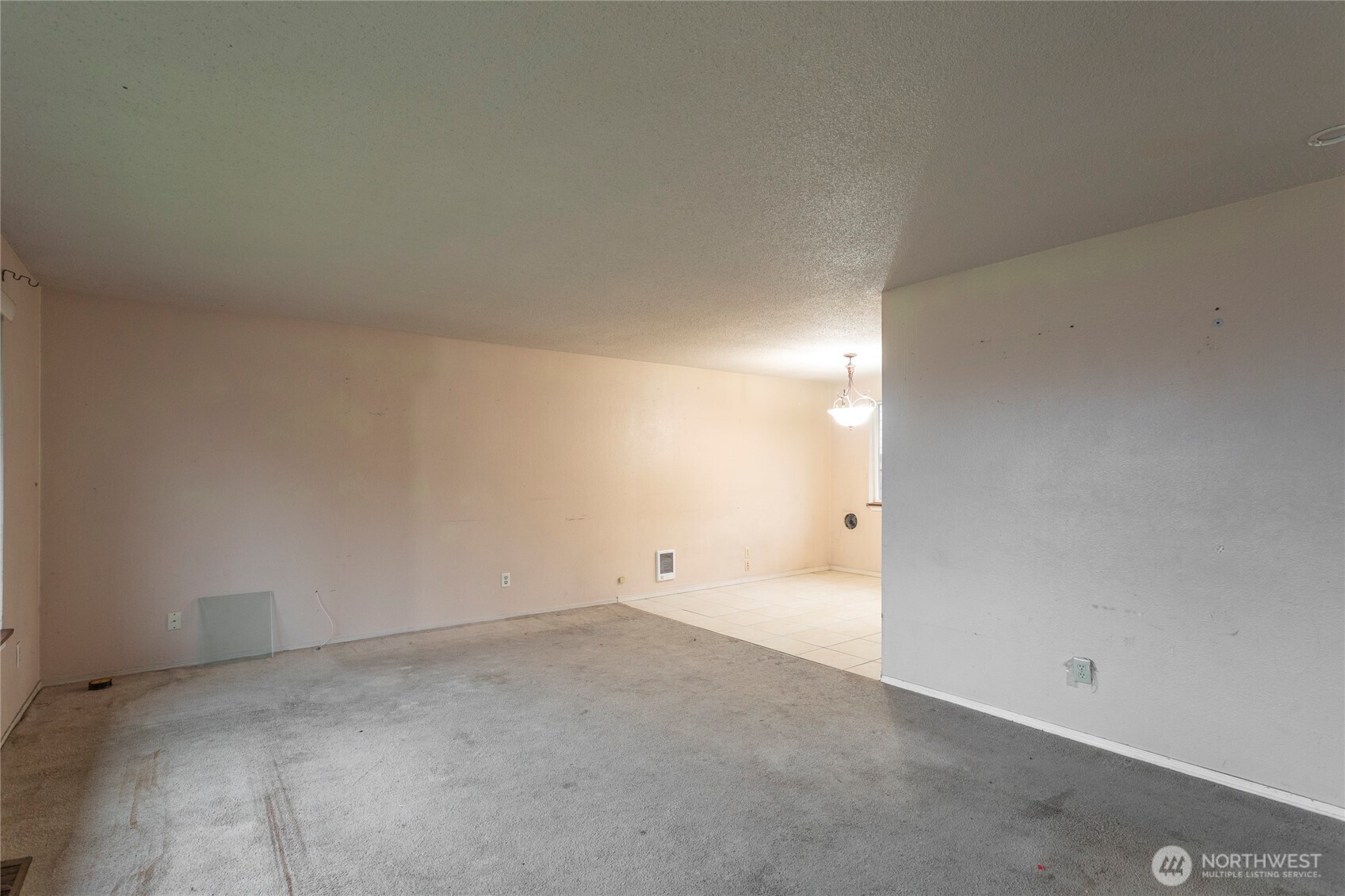 1620 E Columbia Avenue Property Photo 3