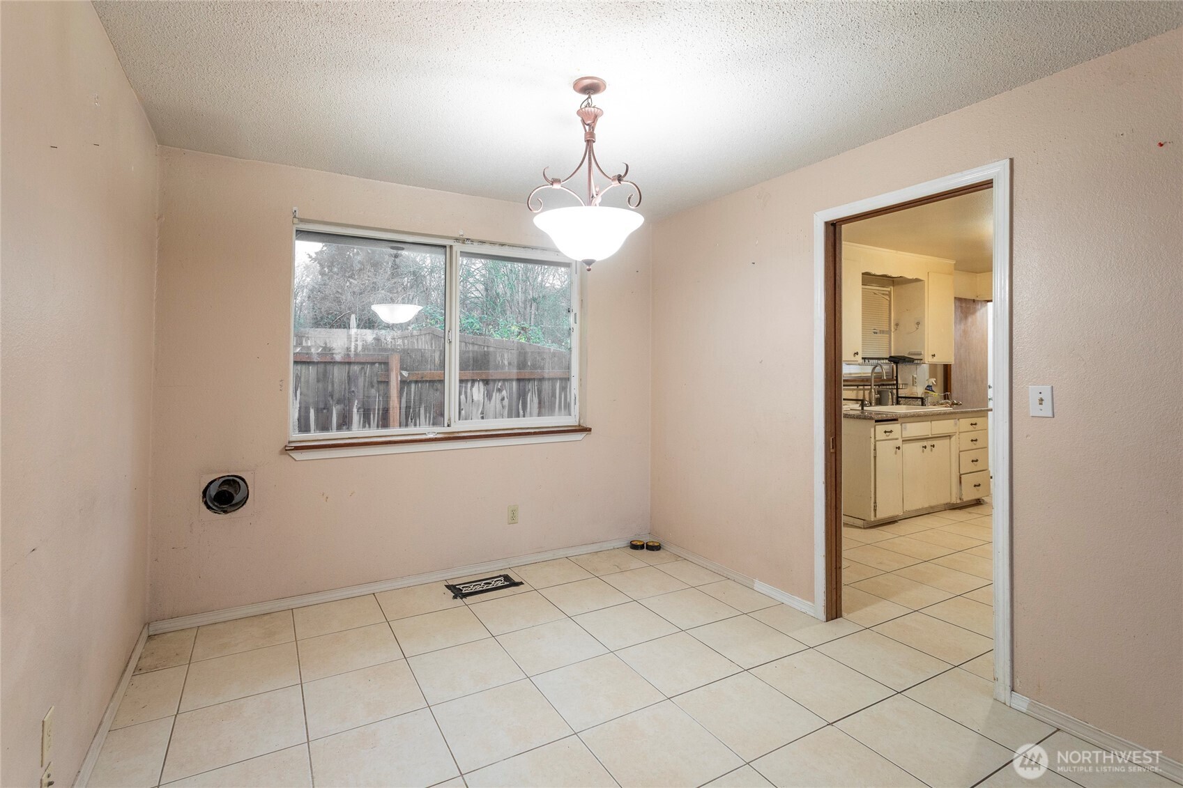 1620 E Columbia Avenue Property Photo 5