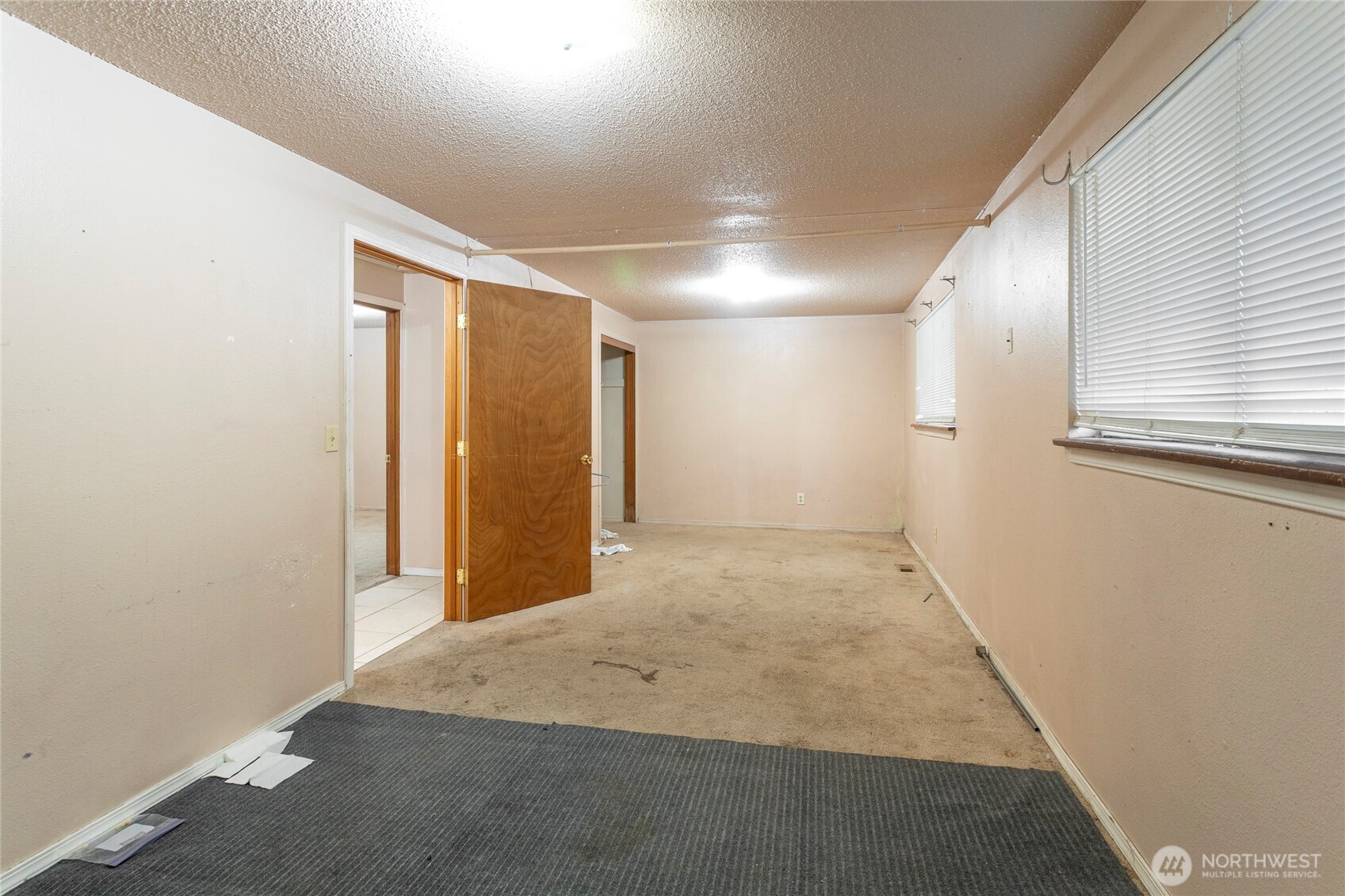 1620 E Columbia Avenue Property Photo 10