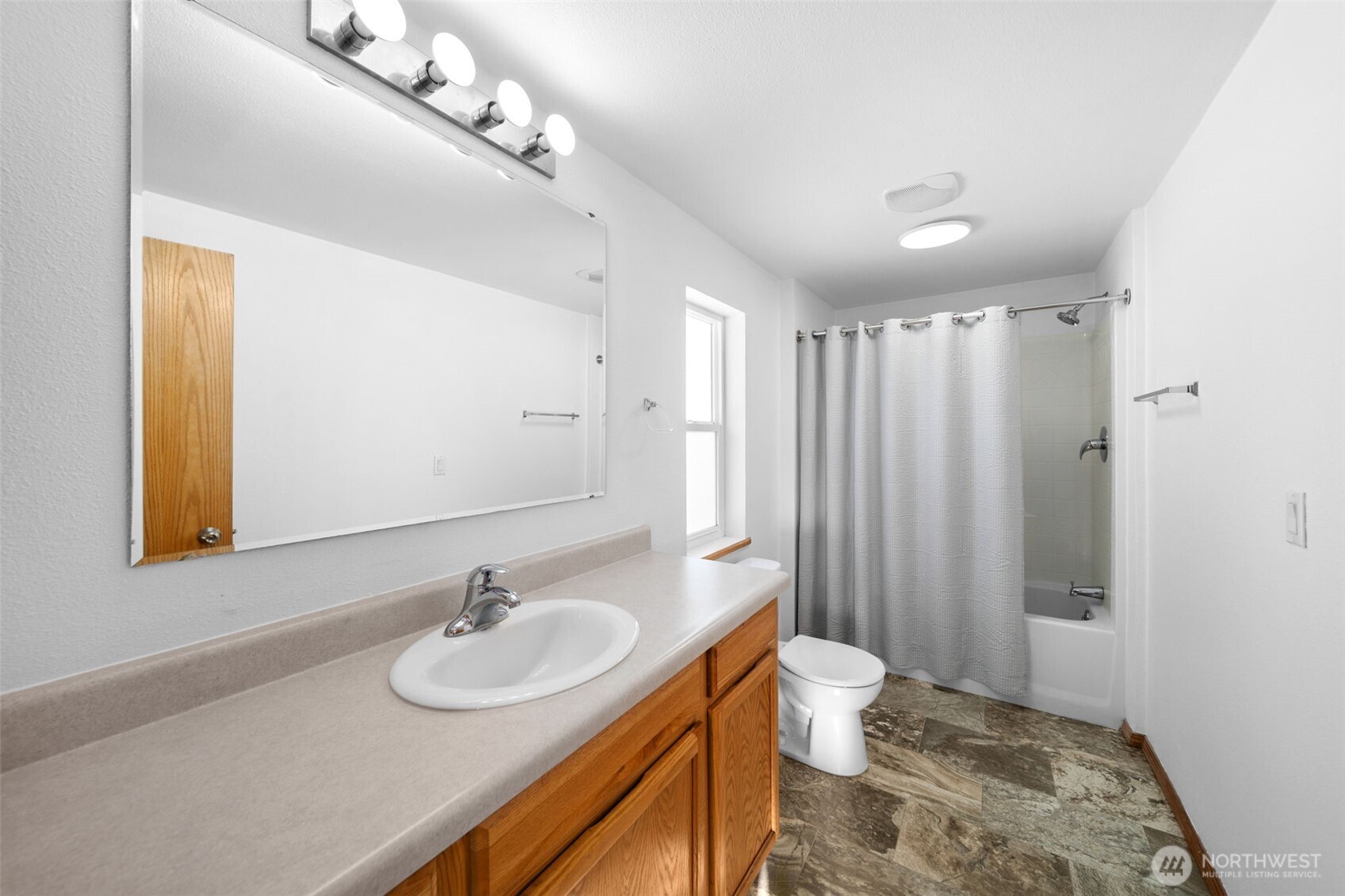 565 Boyd Loop Rd Property Photo 16