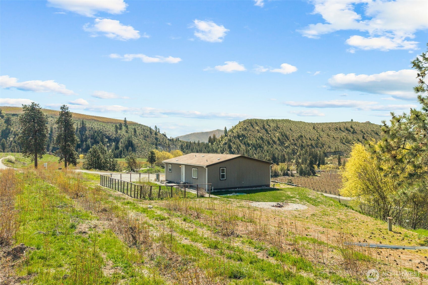 565 Boyd Loop Rd Property Photo 18