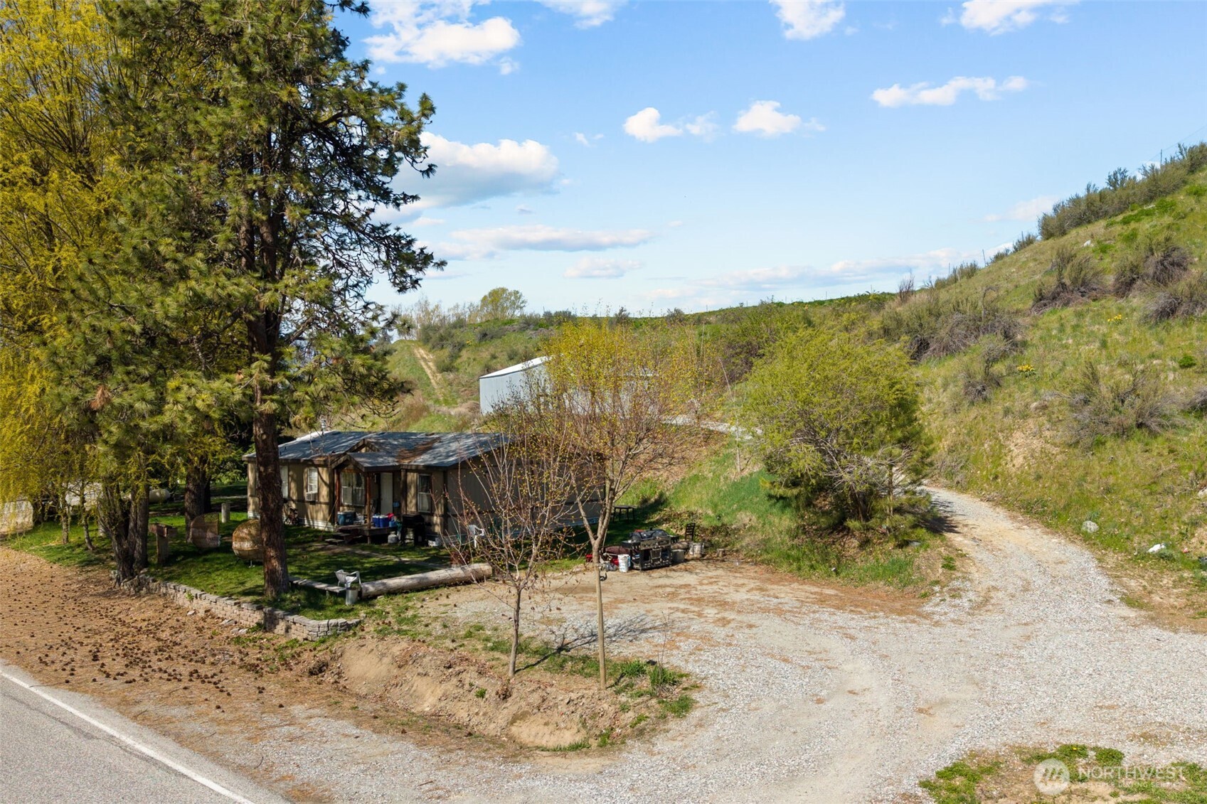 762 Boyd Loop Road Property Photo 1