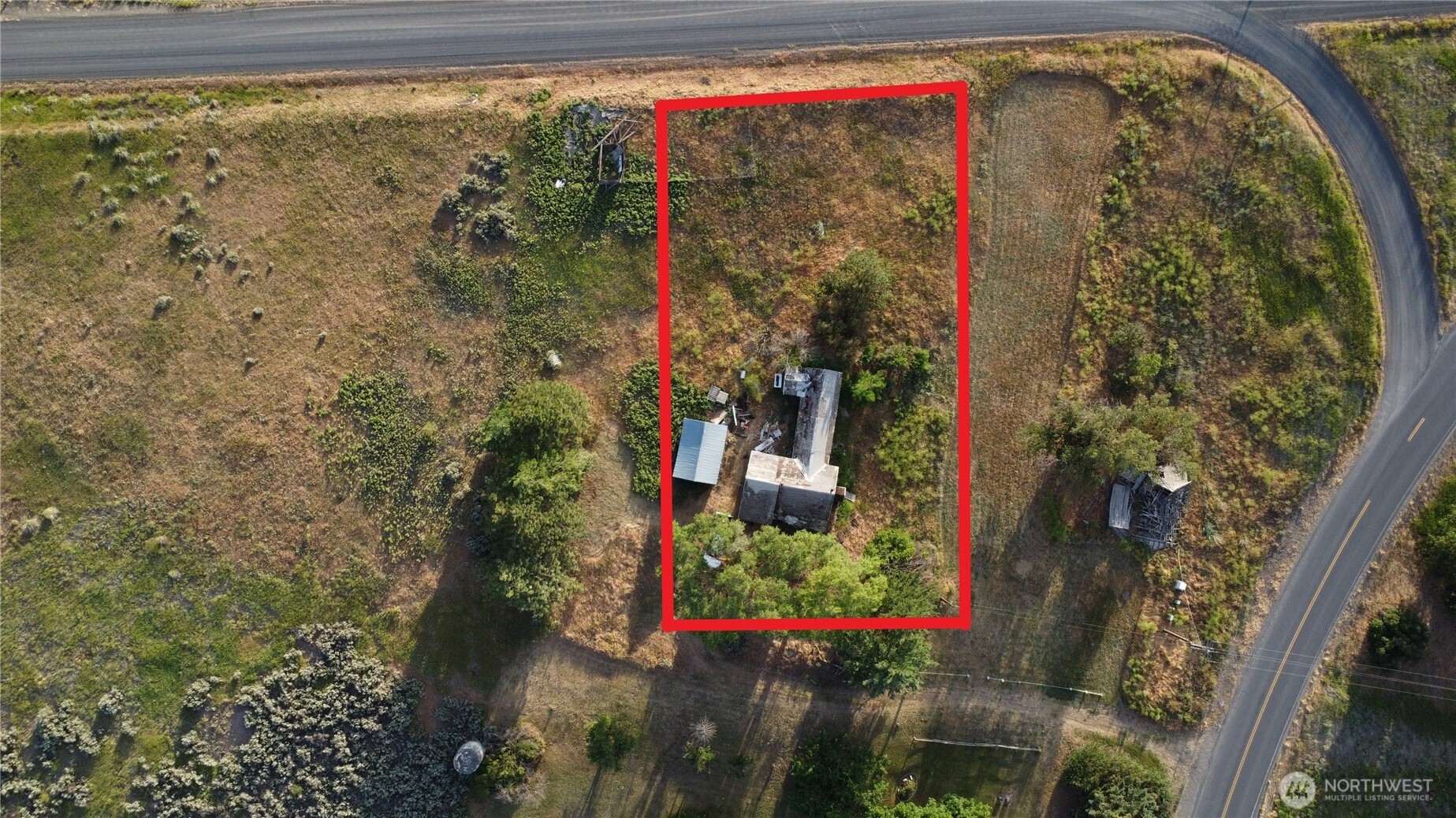 39681 Bluestem Road Property Photo 2