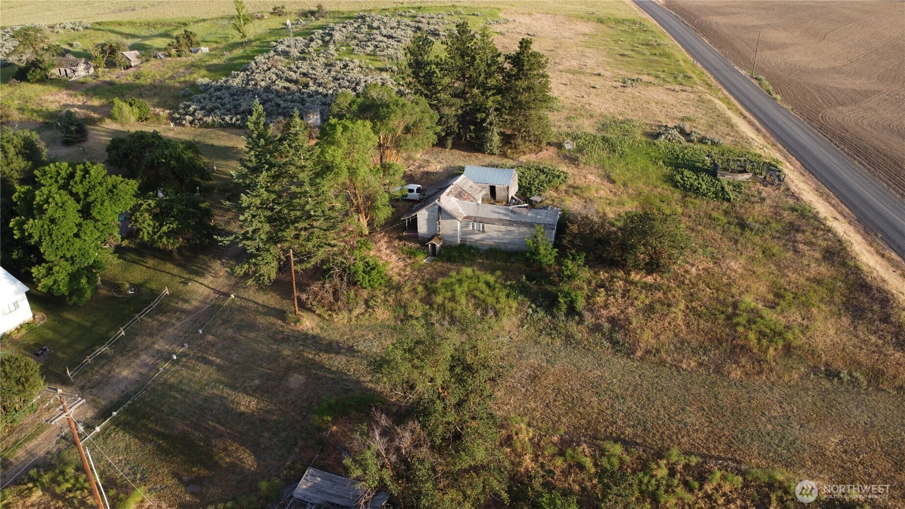 39681 Bluestem Road Property Photo 16