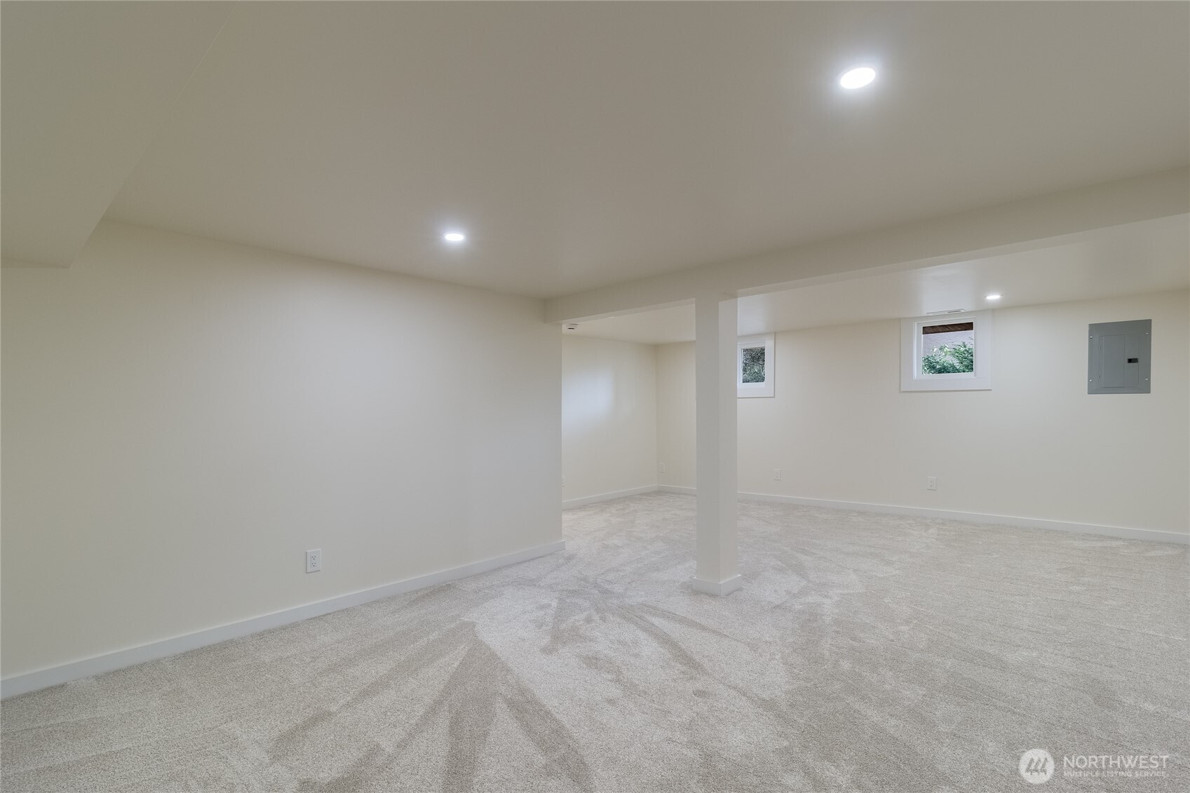 1037 E Alder Street Property Photo 30