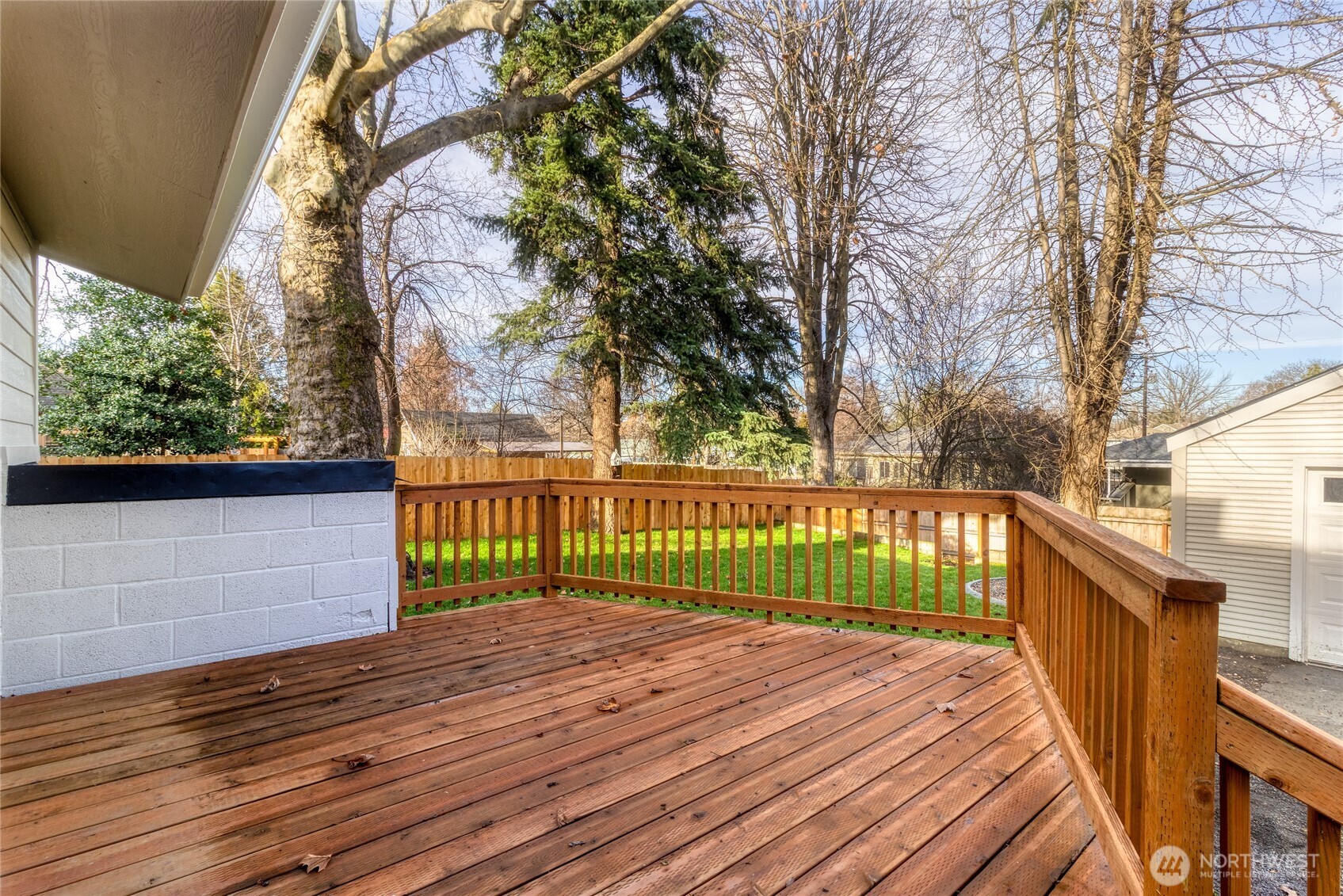 1037 E Alder Street Property Photo 37