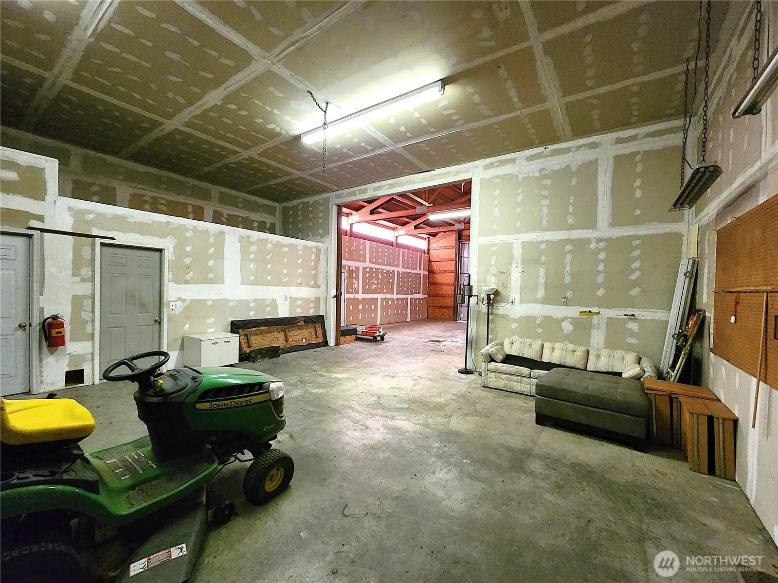 98 Tall Timber Lane Property Photo 36
