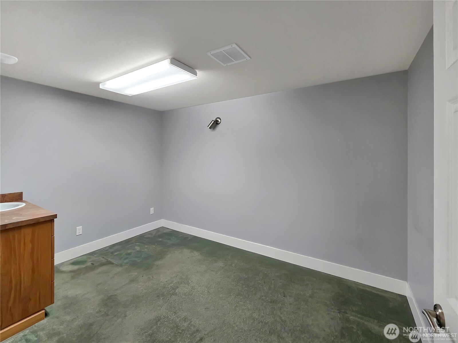 31775 Sr 20 B1 Property Photo 5