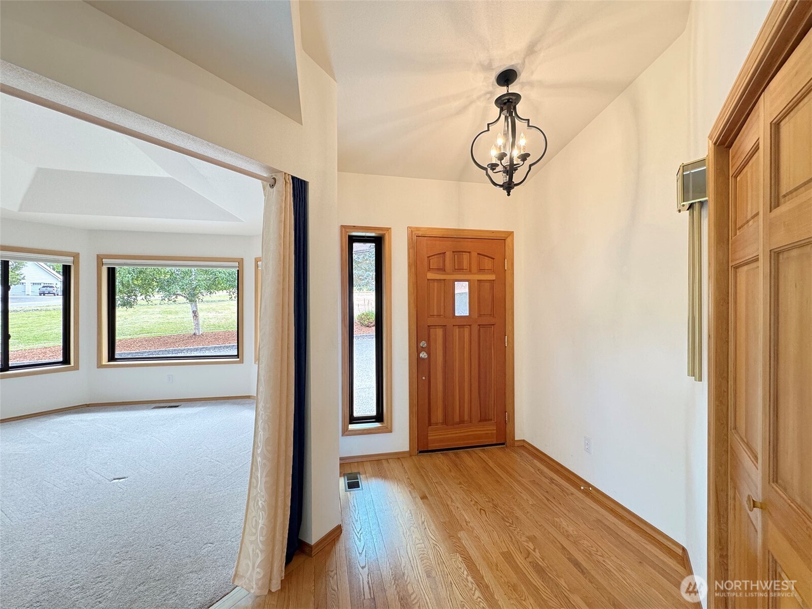 412 Doe Run Road Property Photo 5