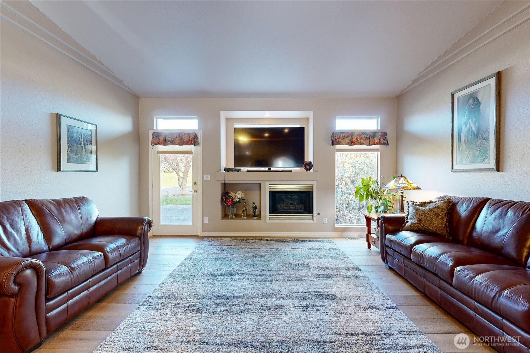 1230 Lancer Drive Property Photo 3