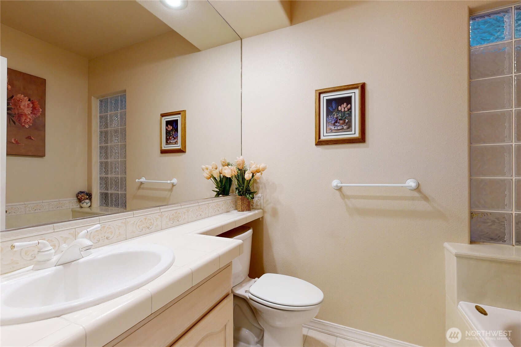 1230 Lancer Drive Property Photo 13