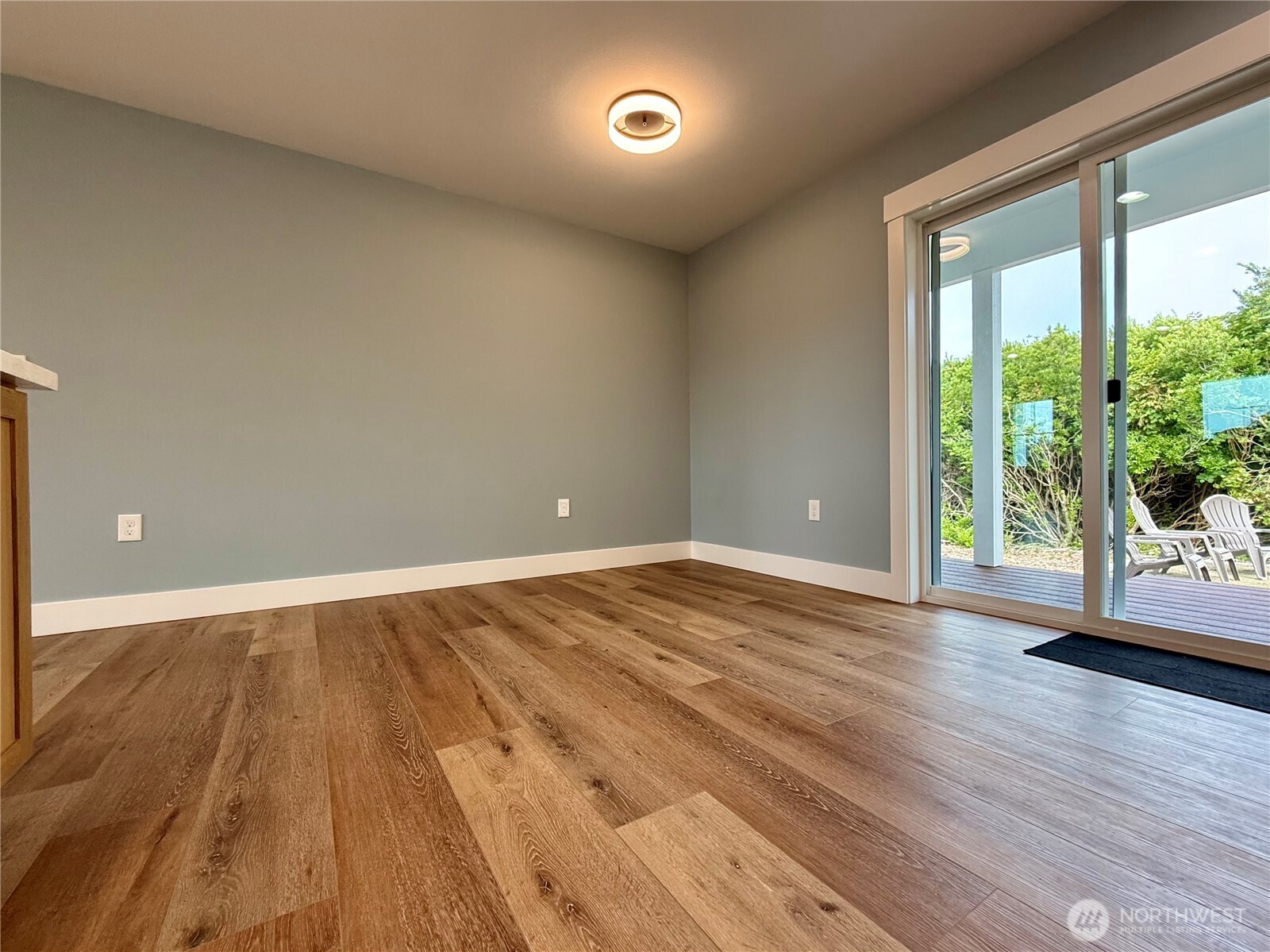 716 Reporter Court Property Photo 14