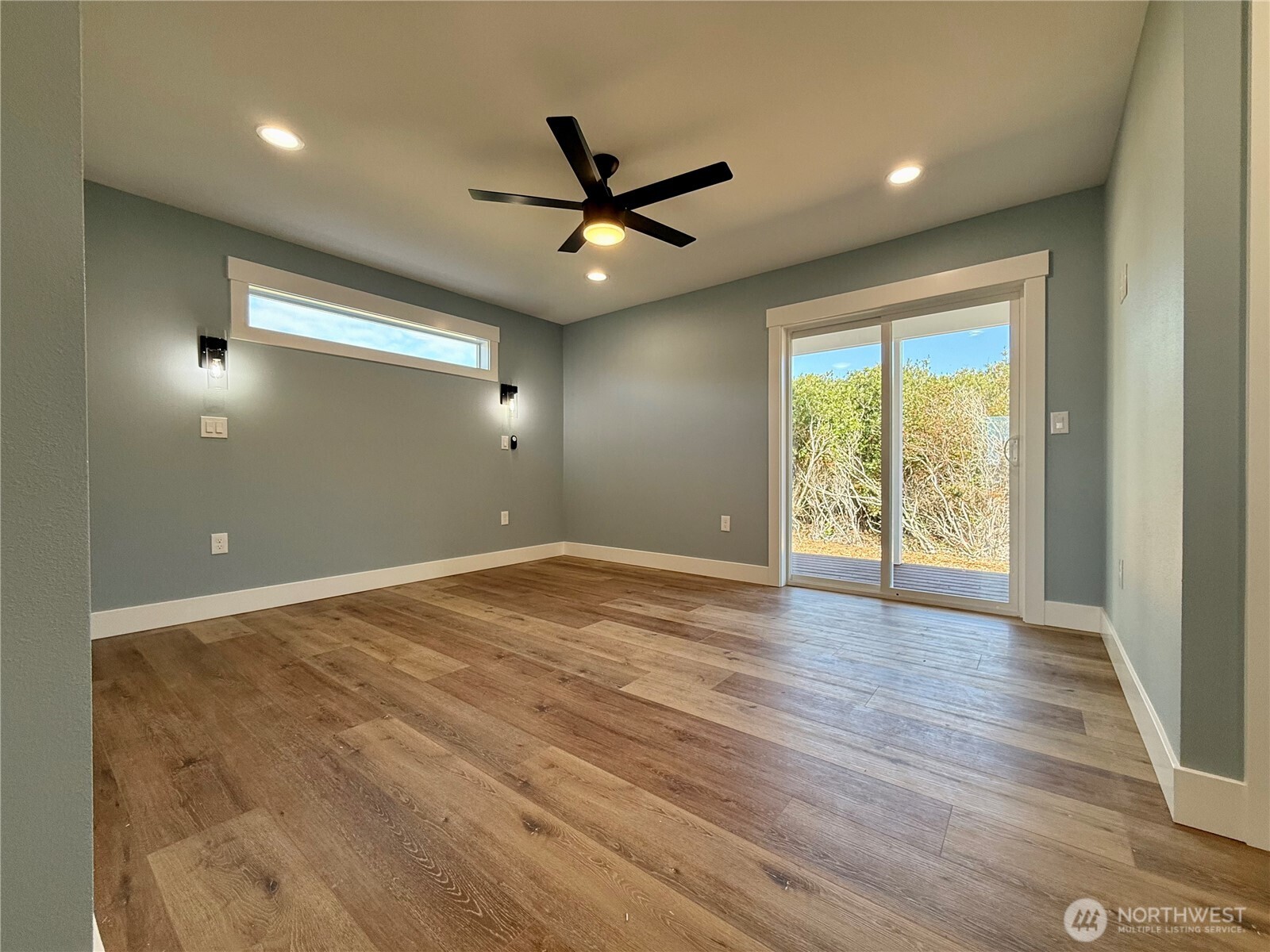 716 Reporter Court Property Photo 19