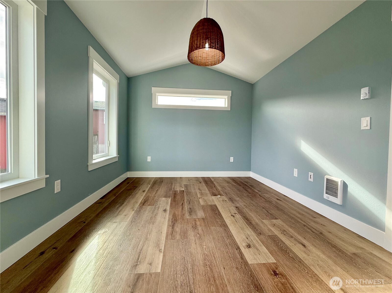 716 Reporter Court Property Photo 30