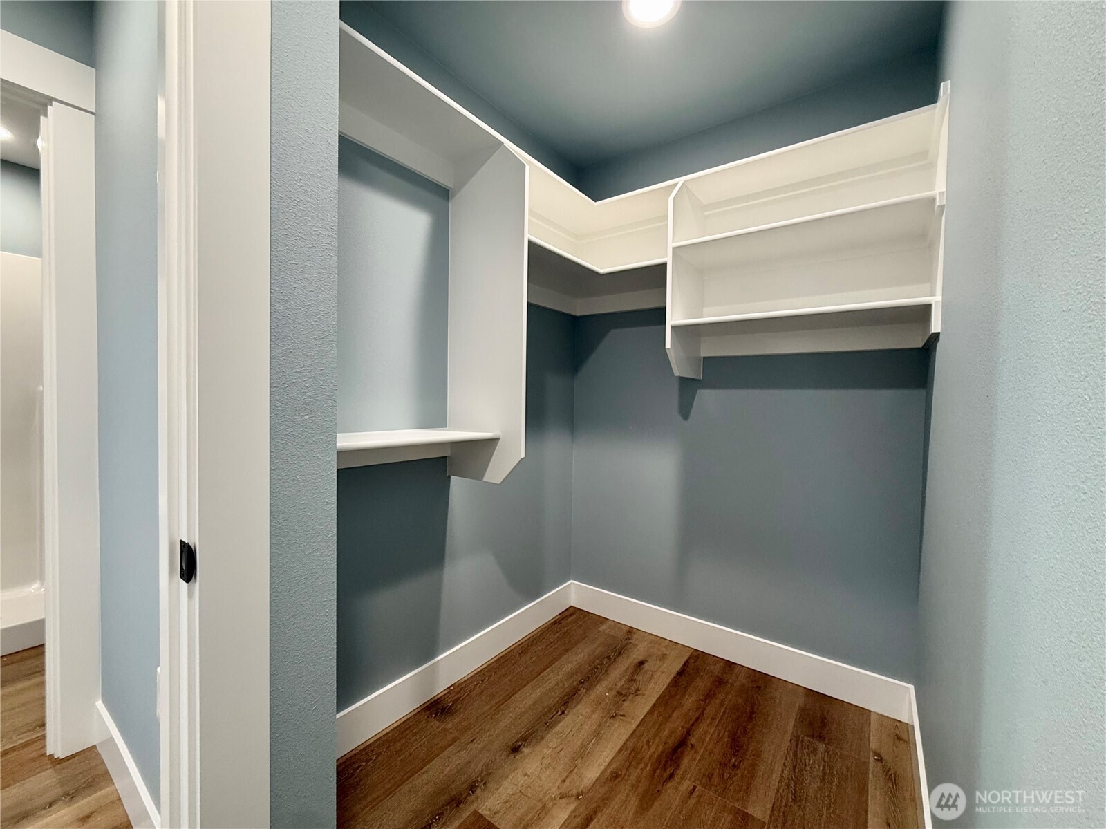 716 Reporter Court Property Photo 33
