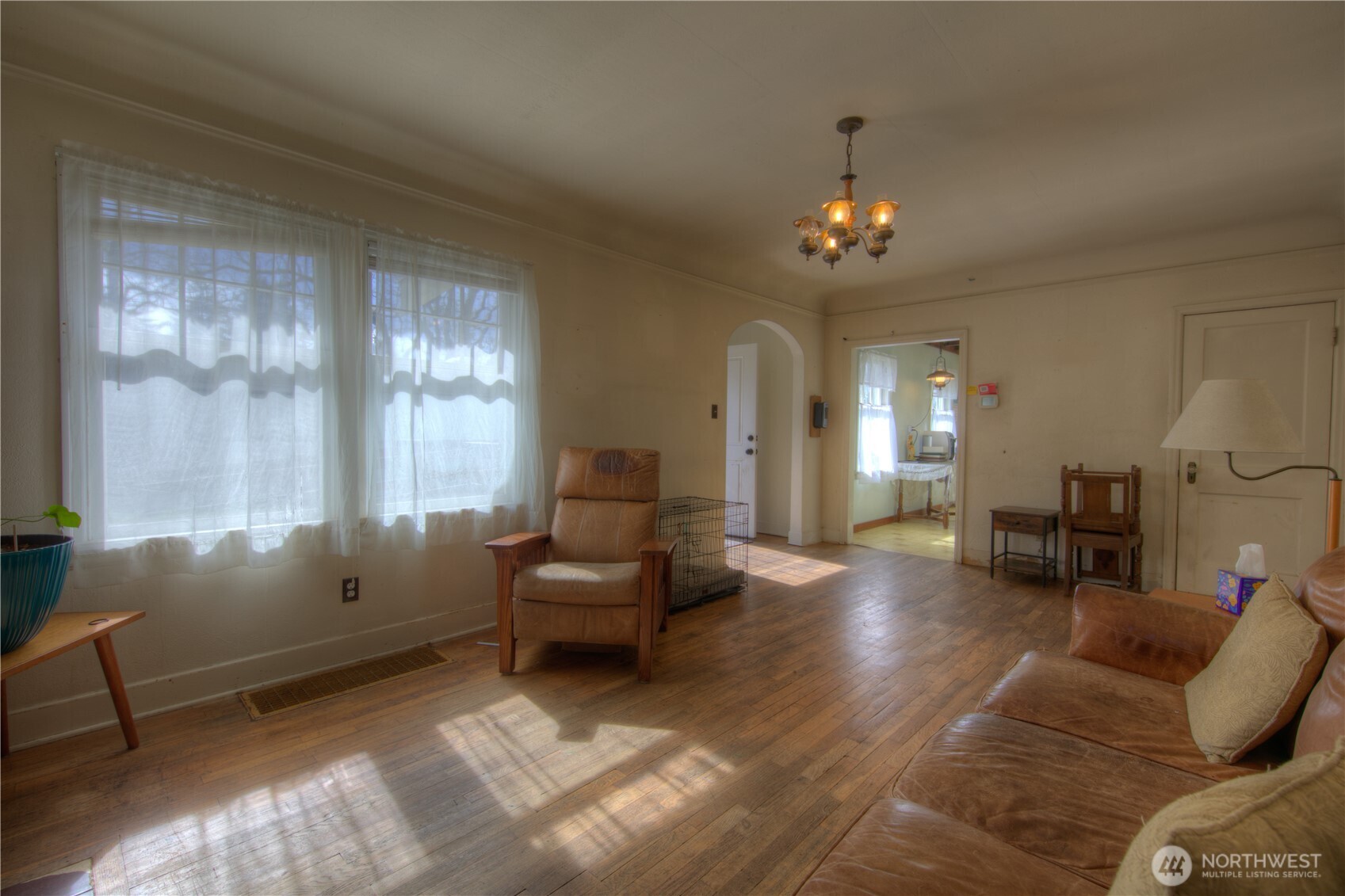 8409 Washington Boulevard Property Photo 8