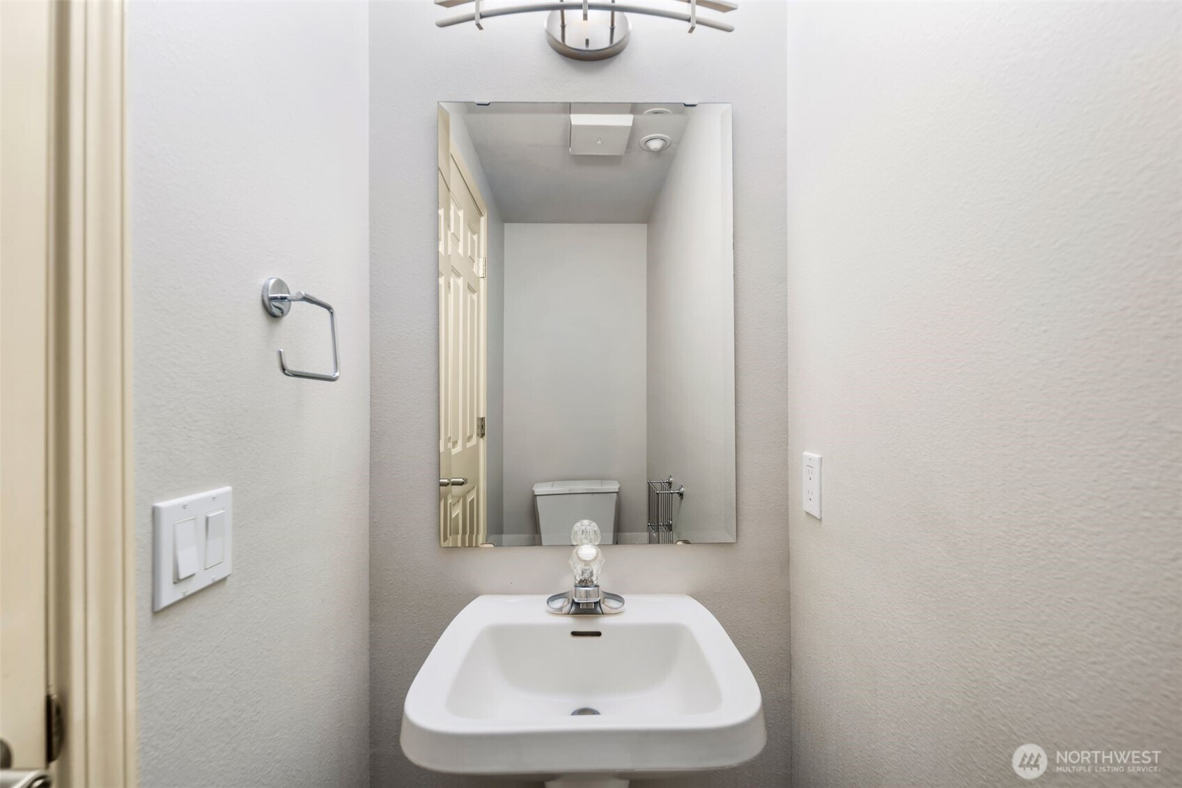 559 Mcgraw Street 402 Property Photo 28