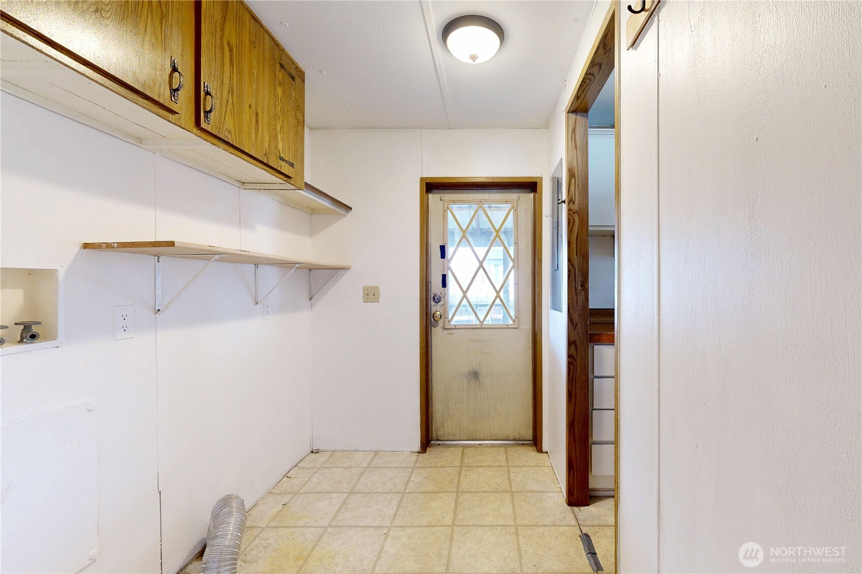 976 Ne Dawson Avenue Property Photo 15