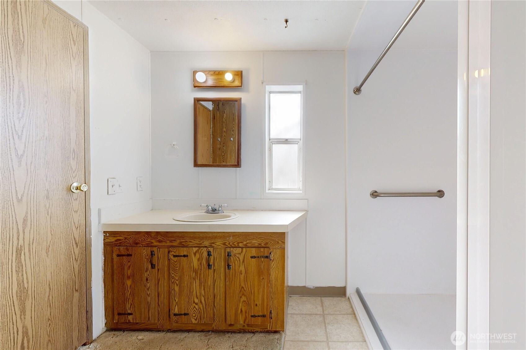 976 Ne Dawson Avenue Property Photo 21
