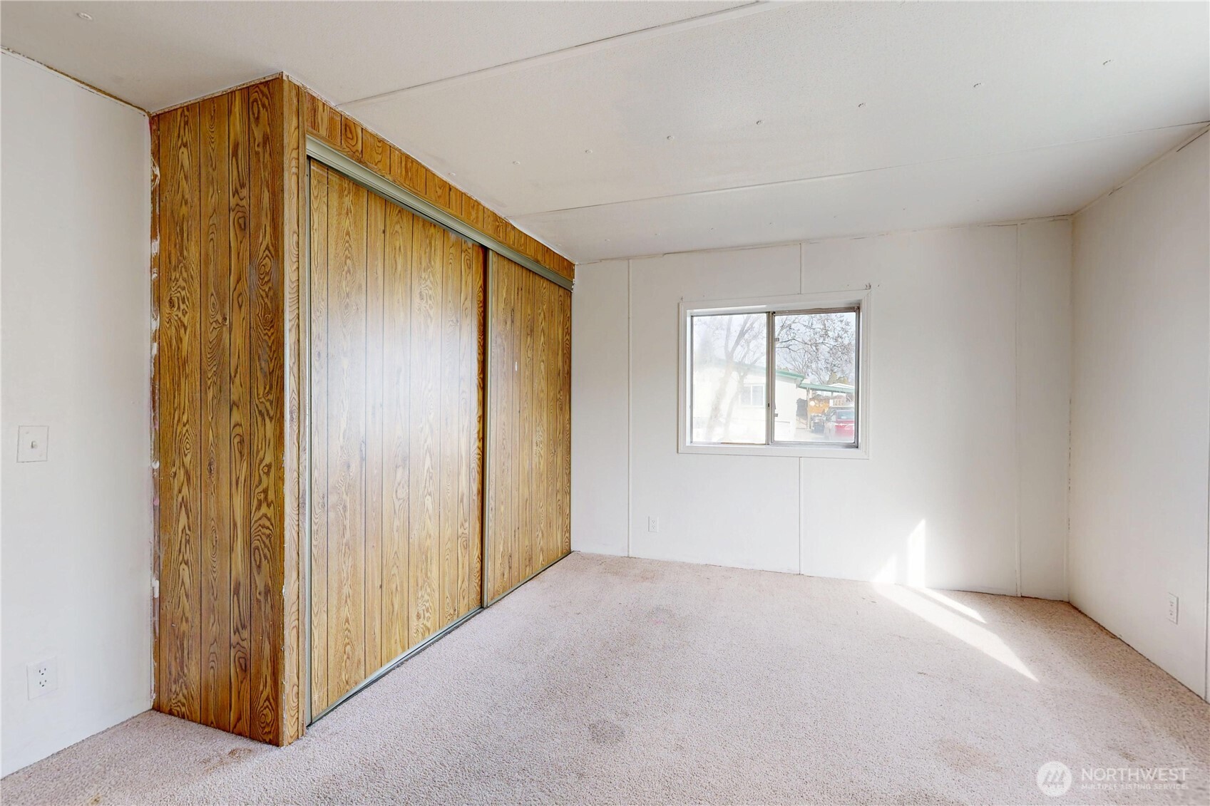 976 Ne Dawson Avenue Property Photo 26