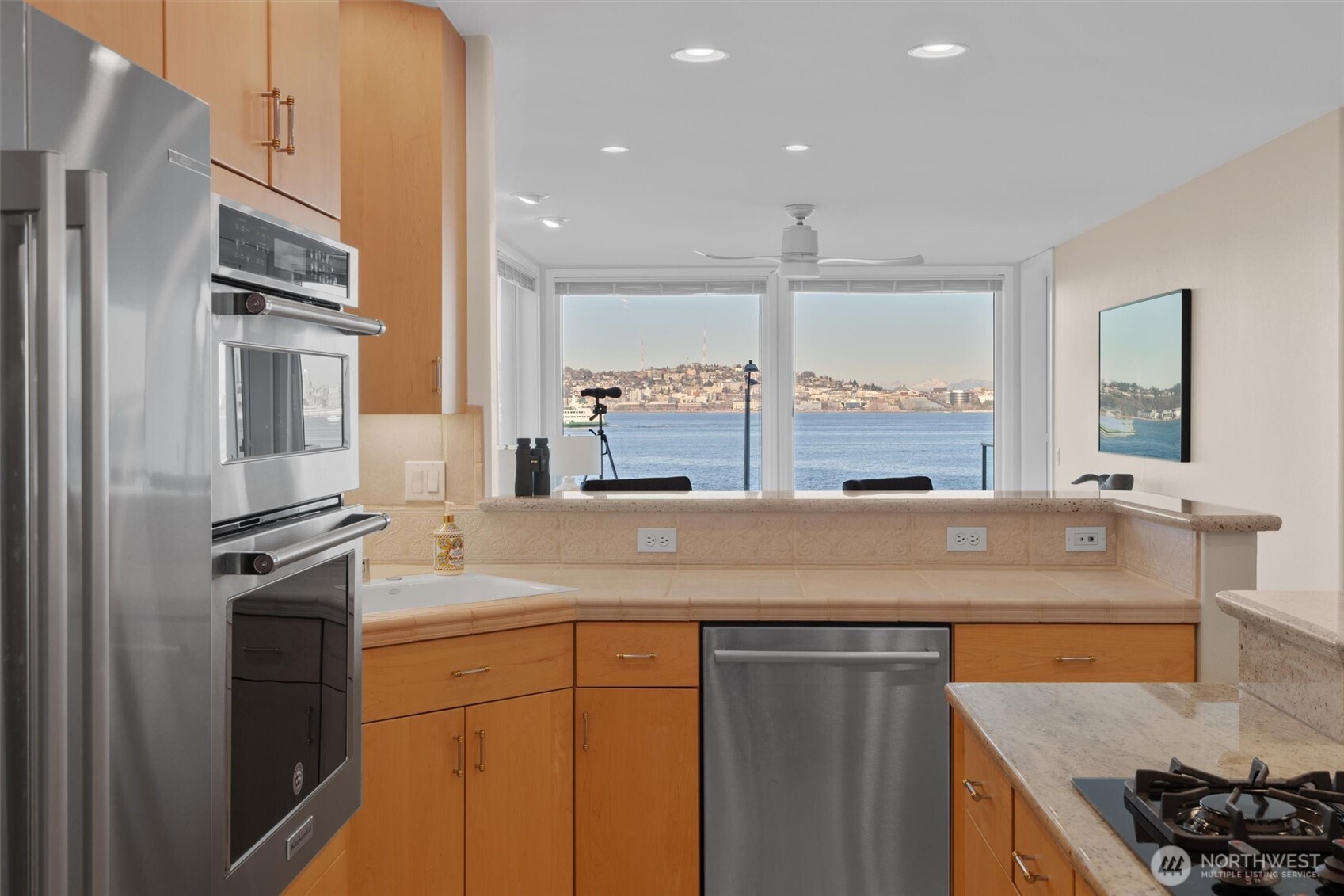 1005 Harbor Avenue 400 Property Photo 9