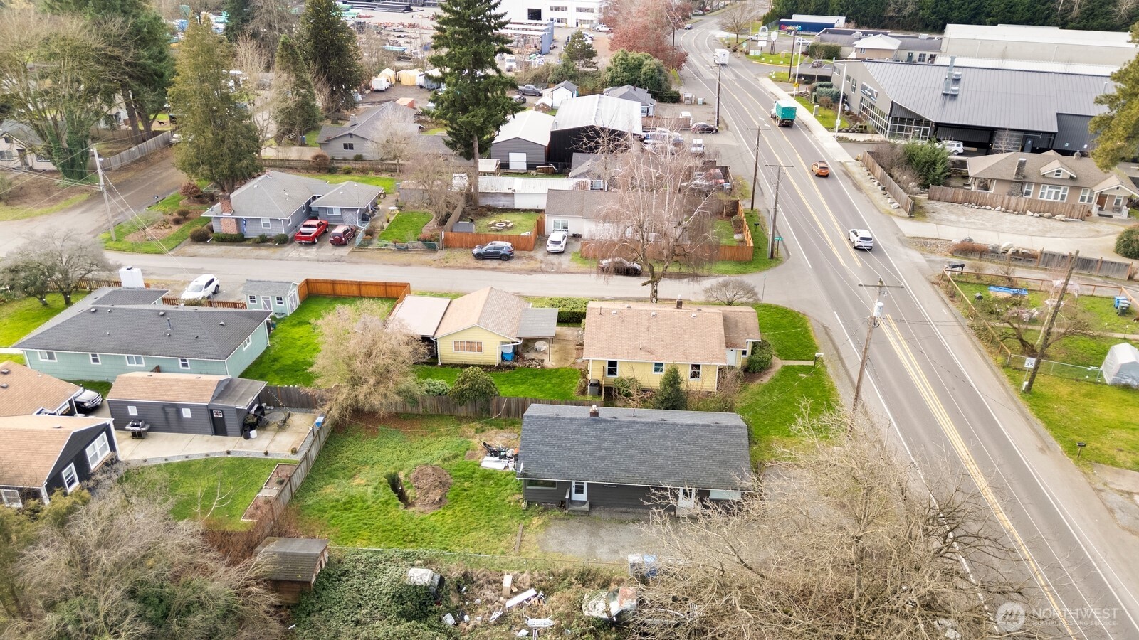 10908 10910 Valley Avenue Property Photo 4