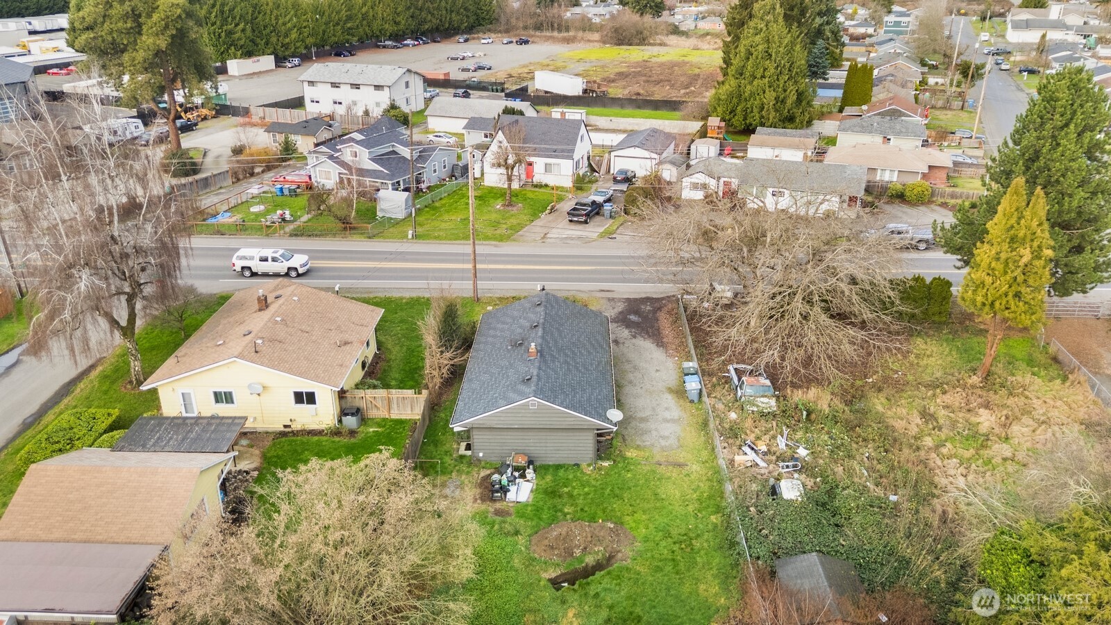 10908 10910 Valley Avenue Property Photo 9