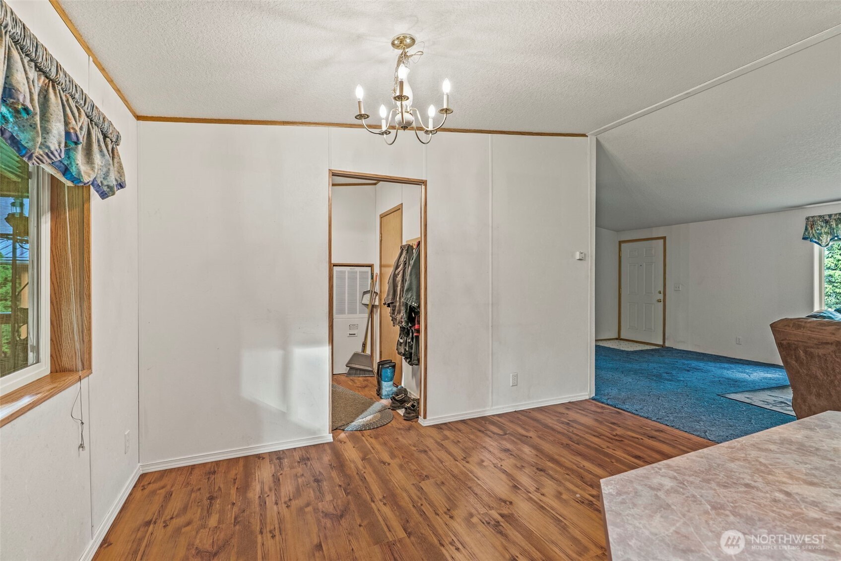 1337 South Silverlake Road Property Photo 10