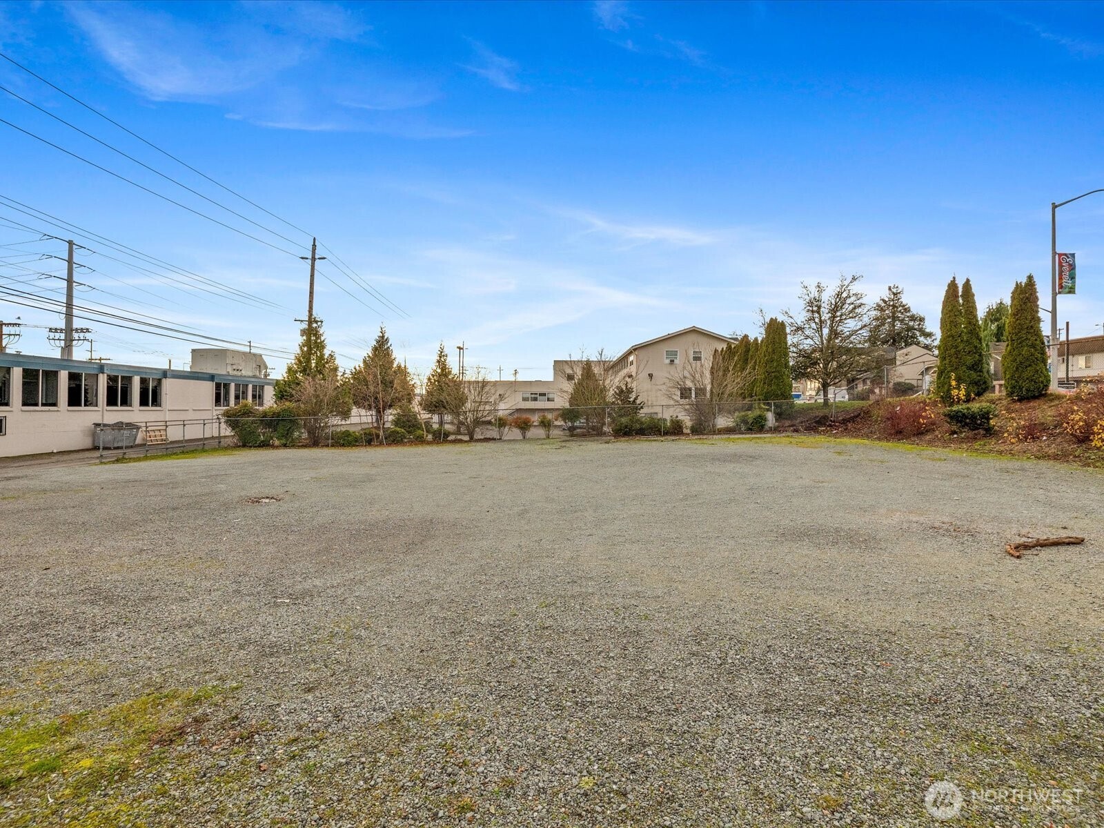 3401 Broadway Avenue Property Photo 4