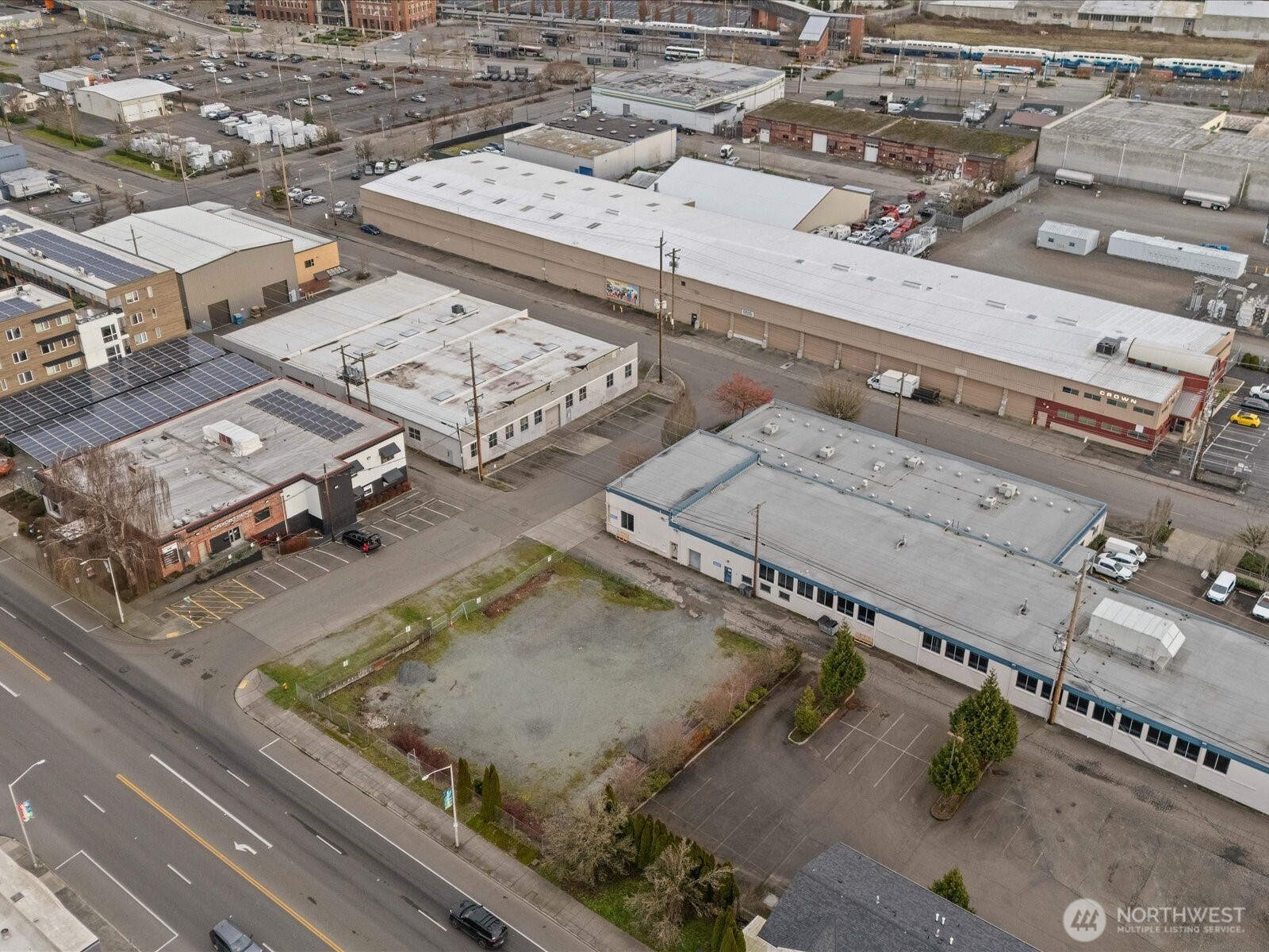 3401 Broadway Avenue Property Photo 12