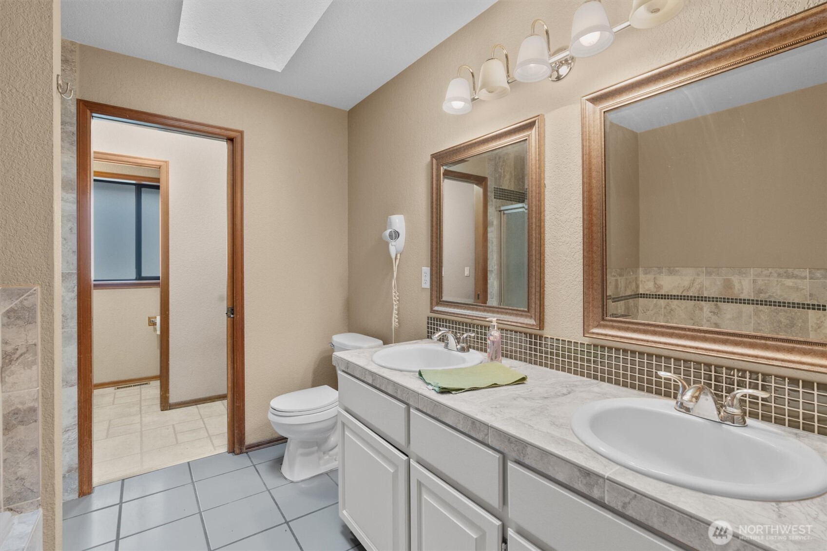 18228 Se 394th Street Property Photo 10