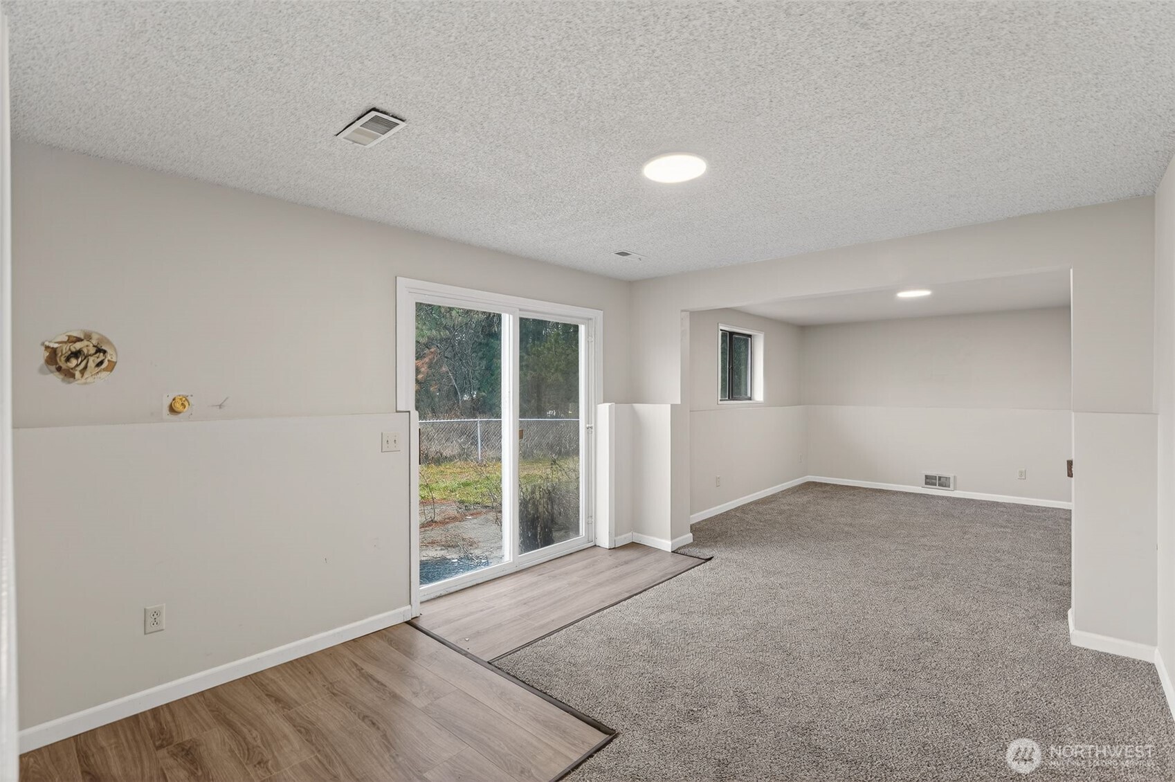 38821 N Newport Highway Property Photo 22