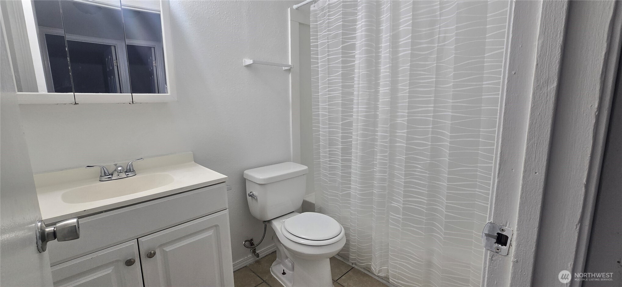 6905 6909 S Madison Property Photo 8