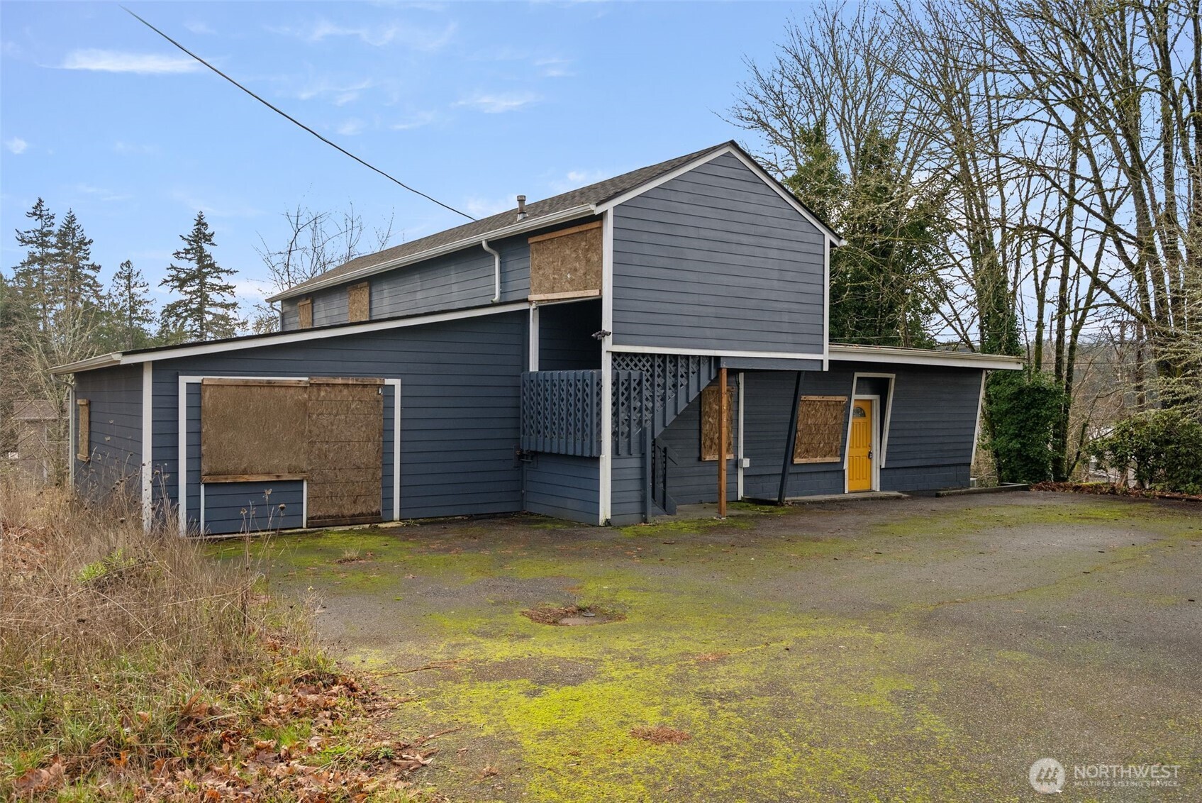 6323 Kitsap Way Property Photo 2