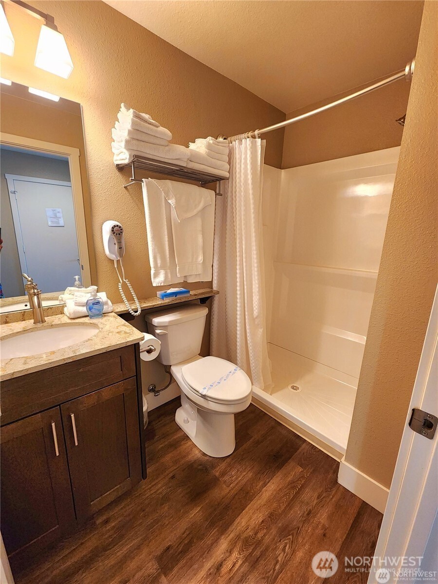 1 Beach 561-b Property Photo 15