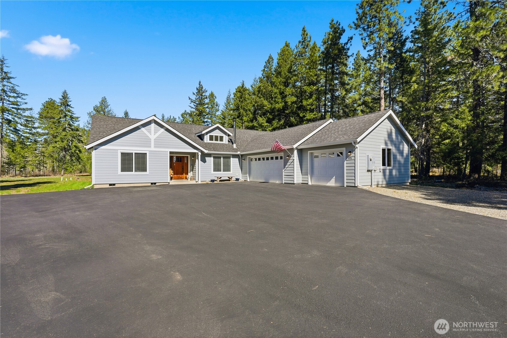 971 Old Cedars Road Property Photo 2