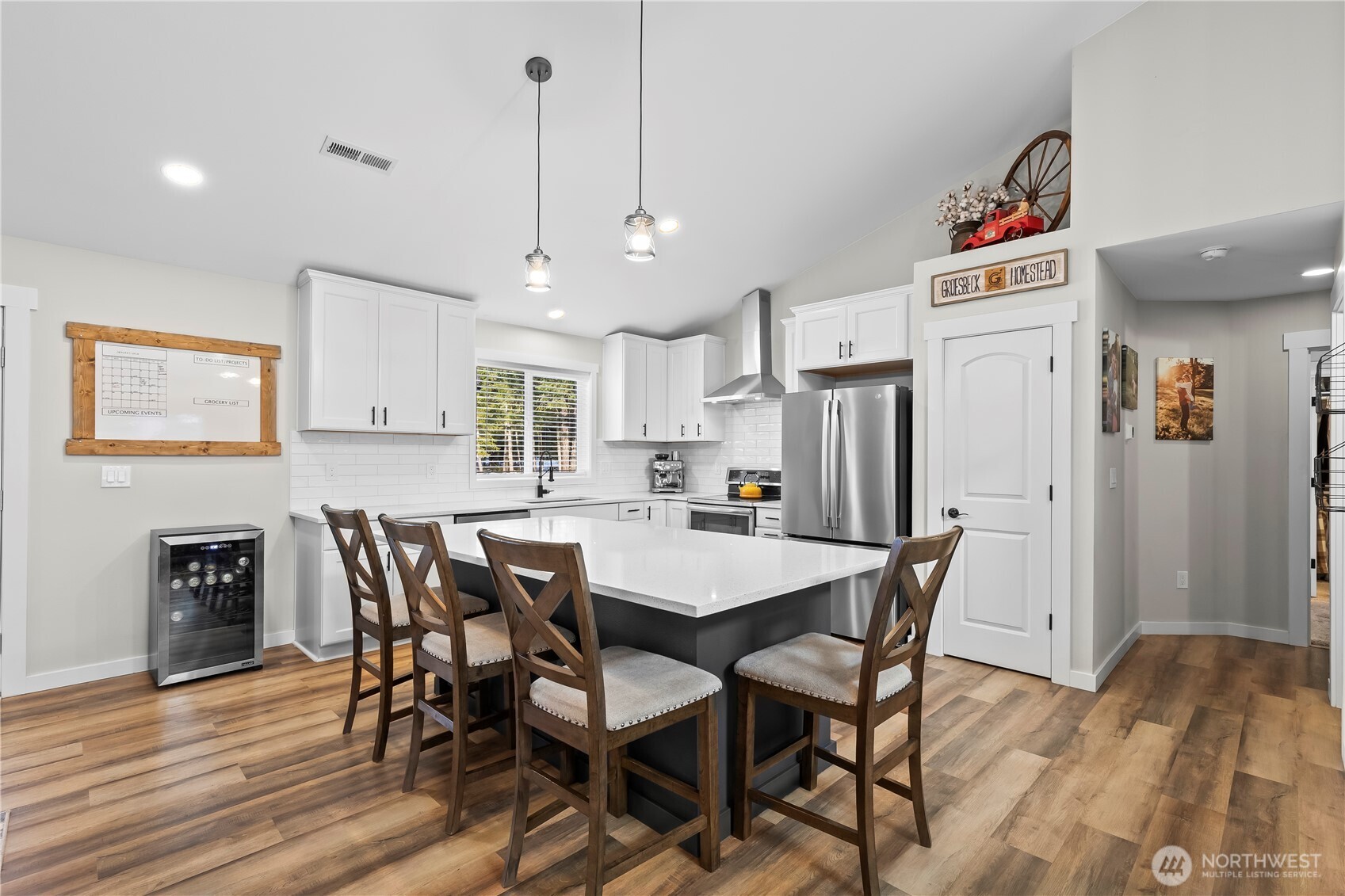 971 Old Cedars Road Property Photo 8