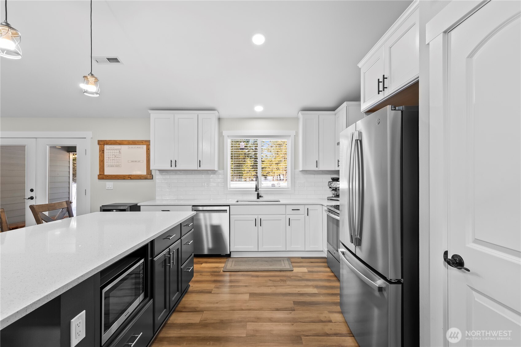 971 Old Cedars Road Property Photo 11