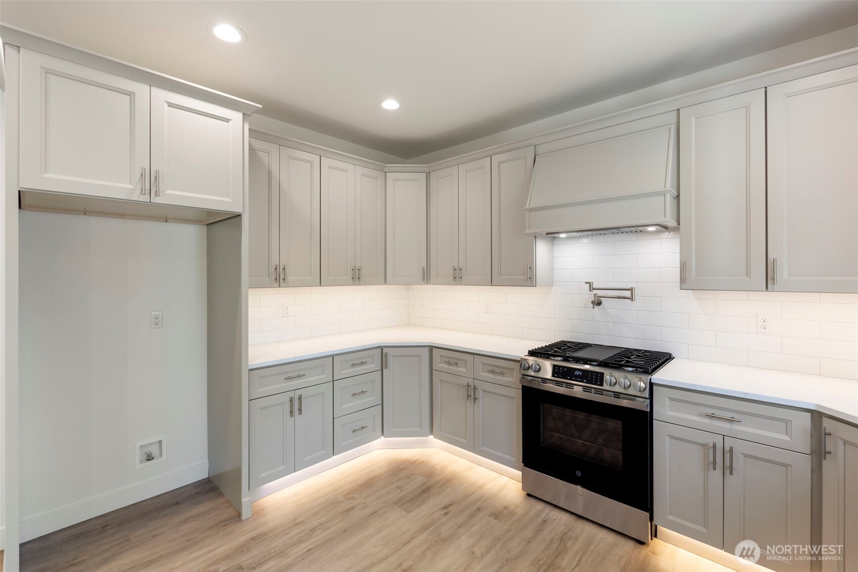 6841 Kyodi Court Property Photo 17