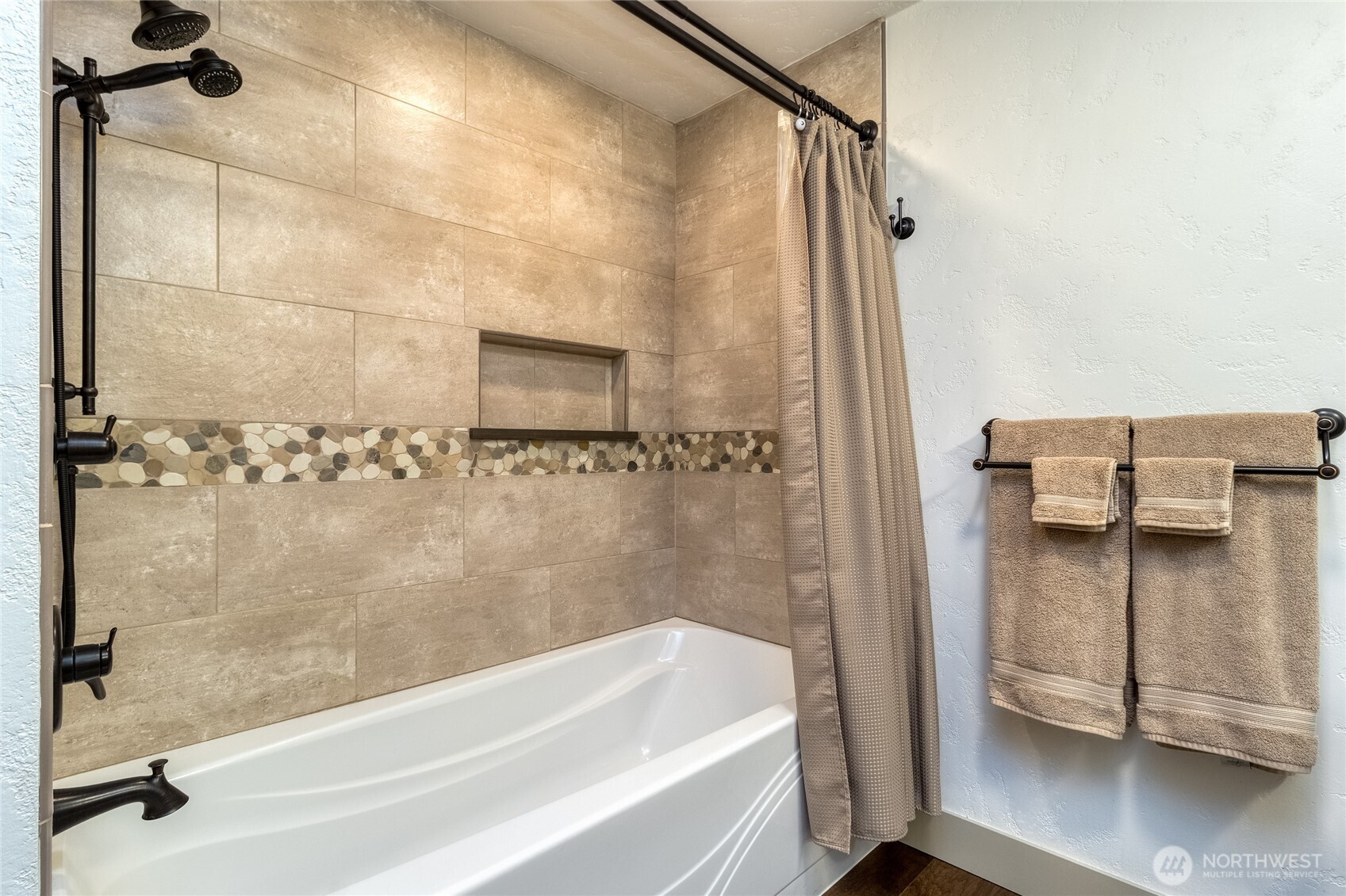 619 Country Club Road Property Photo 20