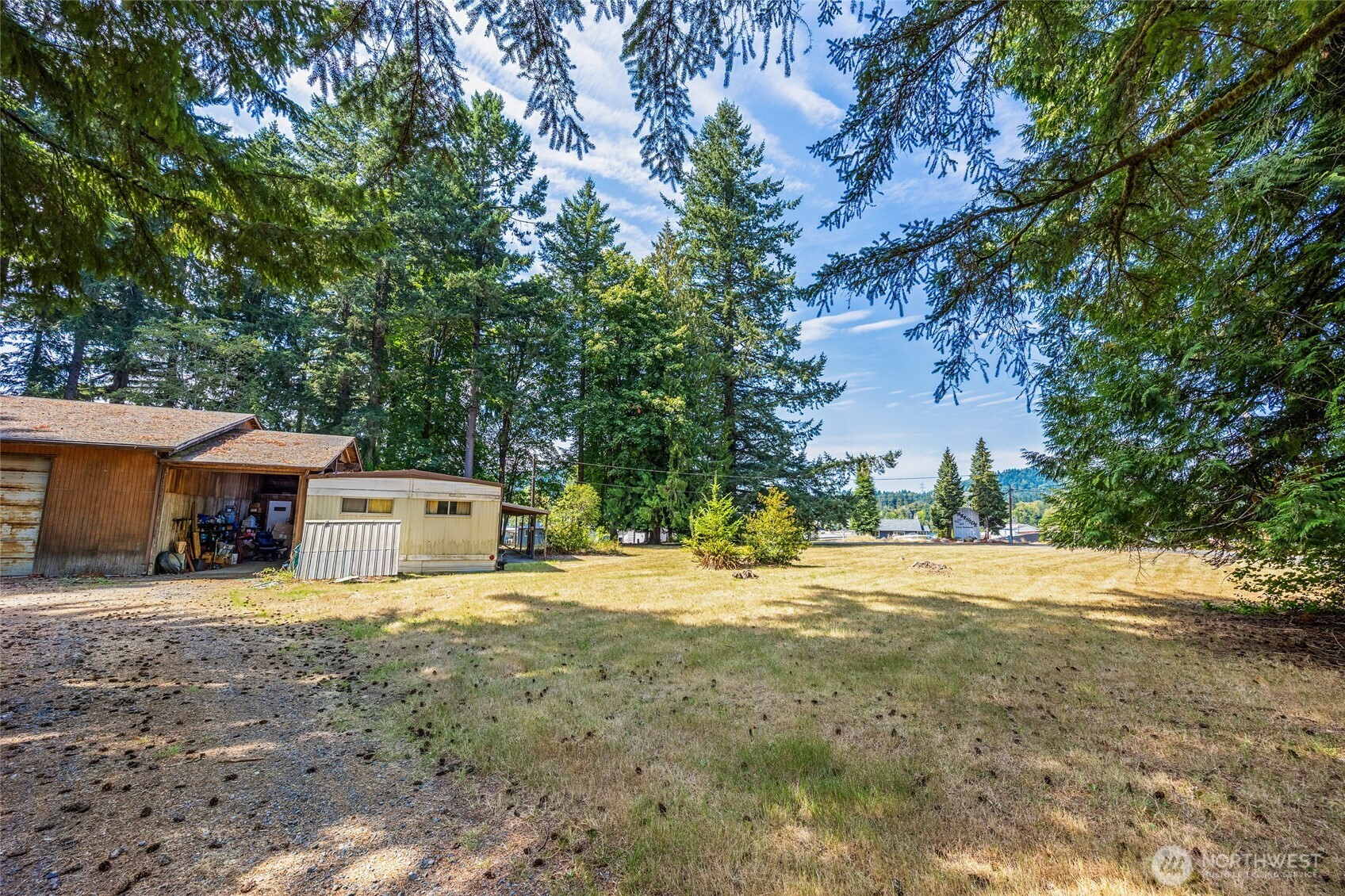 4027 Dent Road Property Photo 8