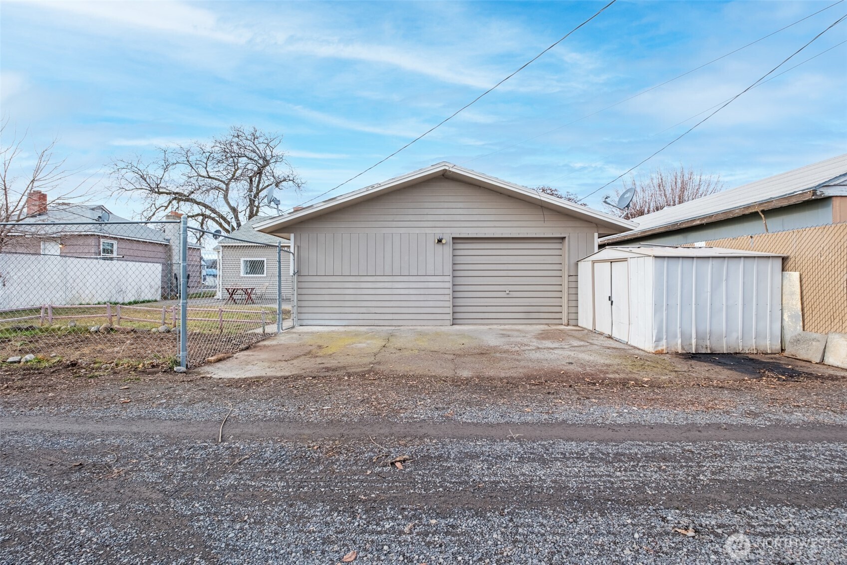 112 E Street Property Photo 31
