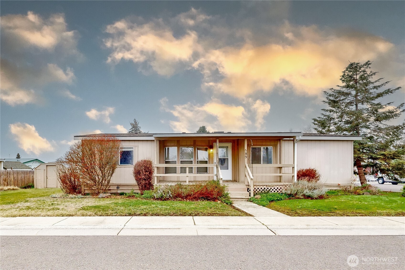589 Criscola Avenue Property Photo 1